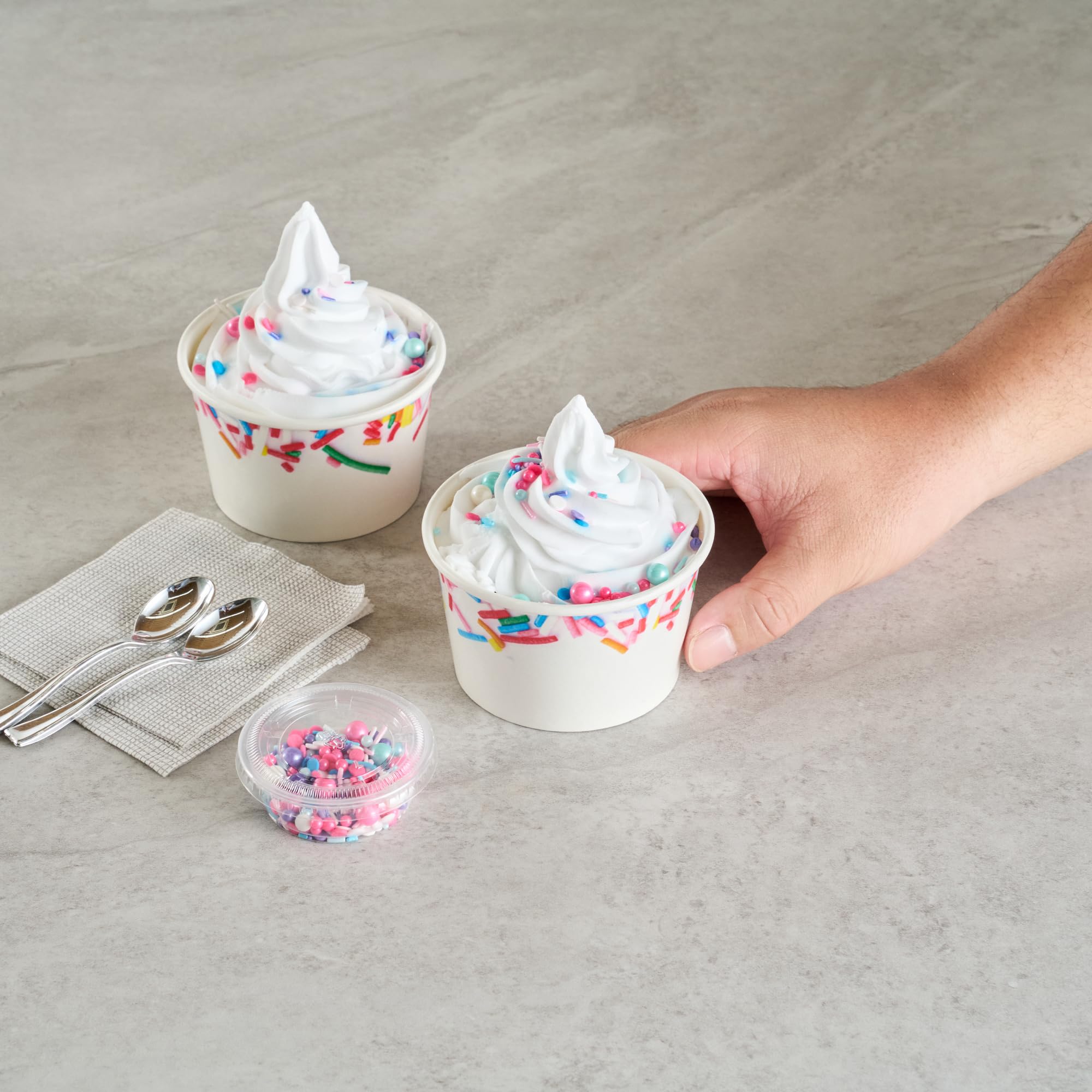 Restaurantware Eisbecher 200 Stück 226.8 g auslaufsichere Einweg-Dessertschale Frozen Joghurtbecher runder Papierbehälter für kalte und heiße Desserts