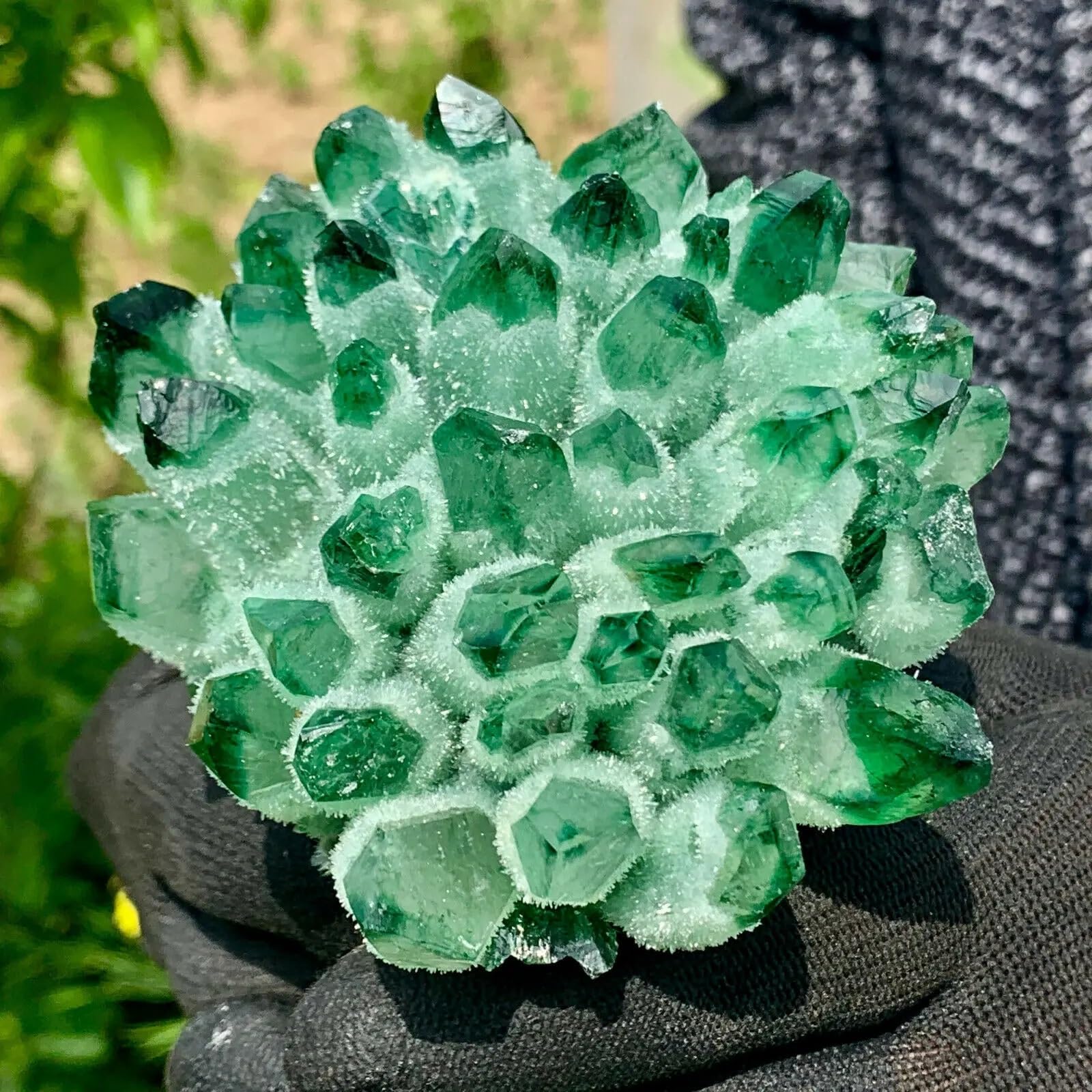 SHFTQXSLAT Green Beautiful Ghost Crystal Cluster Ornaments (Size : 300-350g)