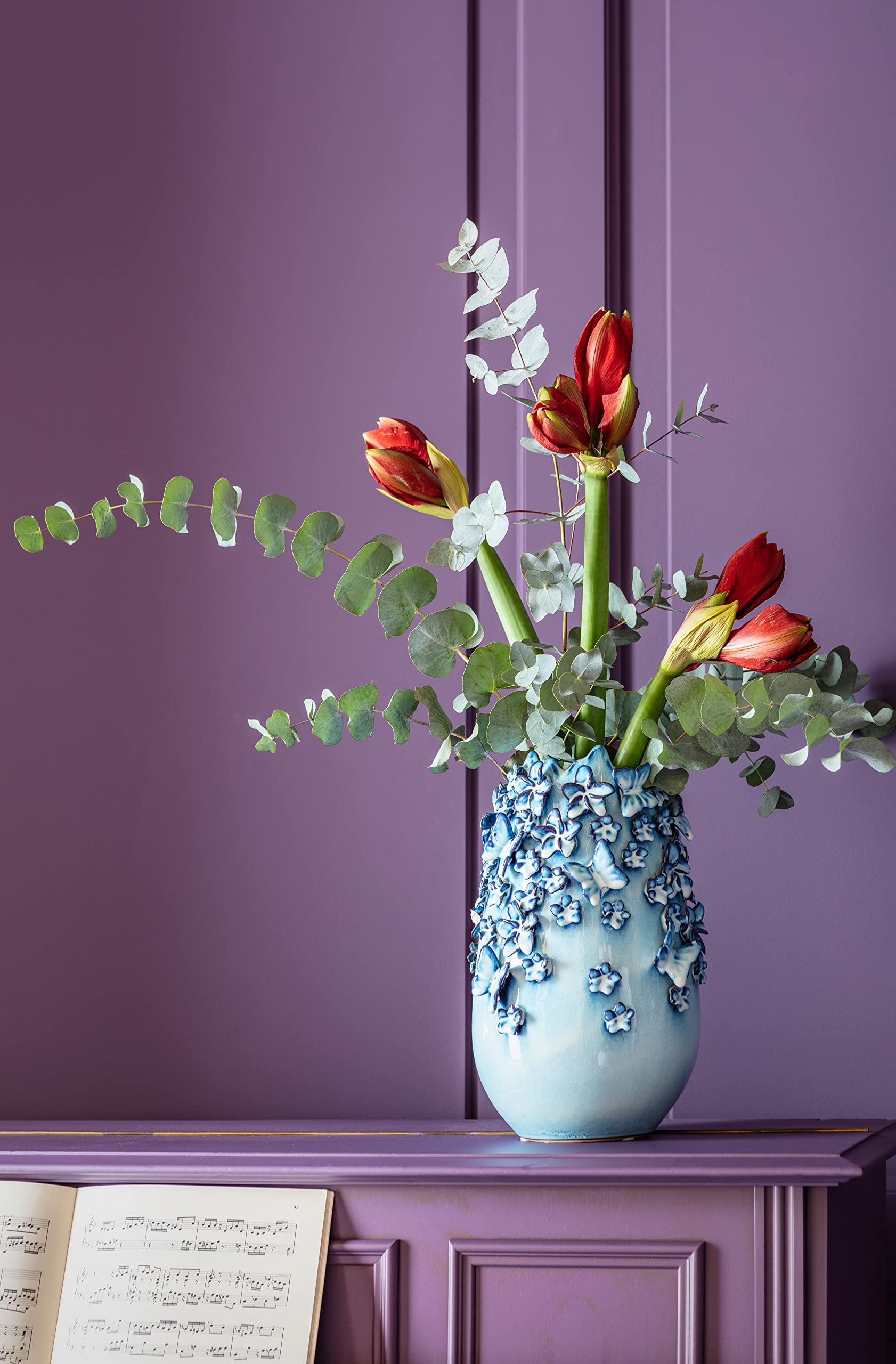 Kare Design Deko Vase Butterflies, hellblau, Keramikvase für Kunstpflanzen, Schmetterling Motiv, 35cm, Quiet Shade-clematis Blue