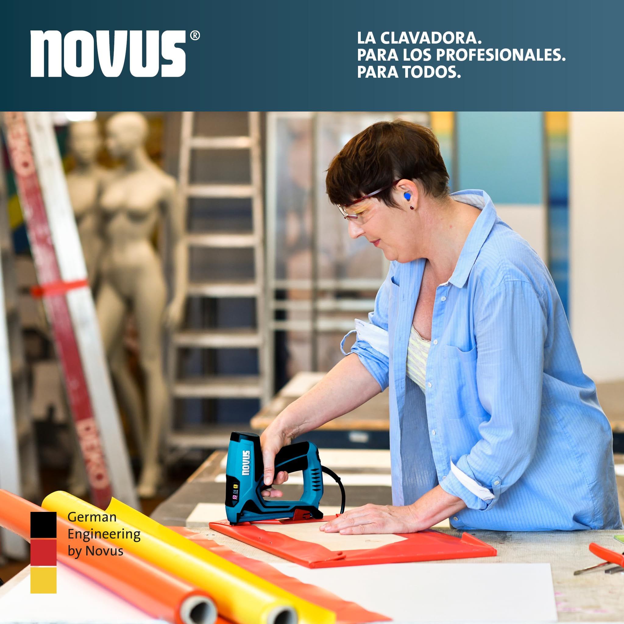NOVUS TOOLS Juego de grapadora eléctrica J-151 con 1200 grapas, grapadora profesional y pistola de clavos con regulación de la fuerza de impacto, tope de distancia y mecanismo de carga inferior