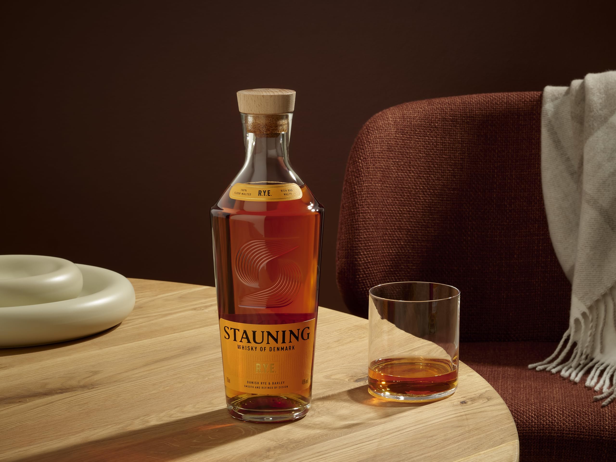Stauning RYE Floor Malted Danish Whisky Batch 2-48% Vol. 0,7l