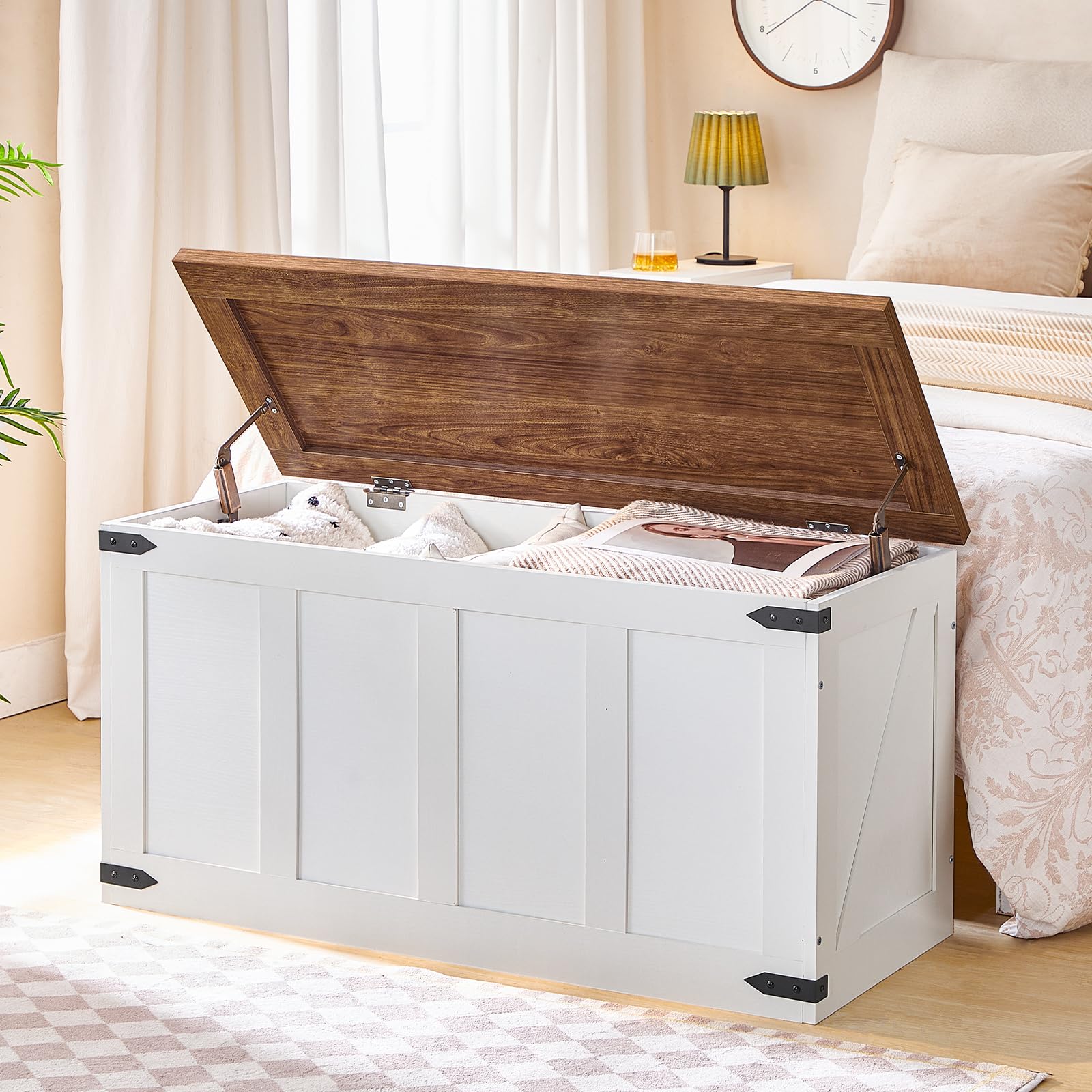 HOOBRO Baúl de 100 x 39 x 50 cm, Banco con Espacio con Bisagras de Seguridad, Cofre de Almacenamiento en Madera Rústica, para Pasillo, Dormitorio y Sala, Blanco y Nogal EWH500CW01