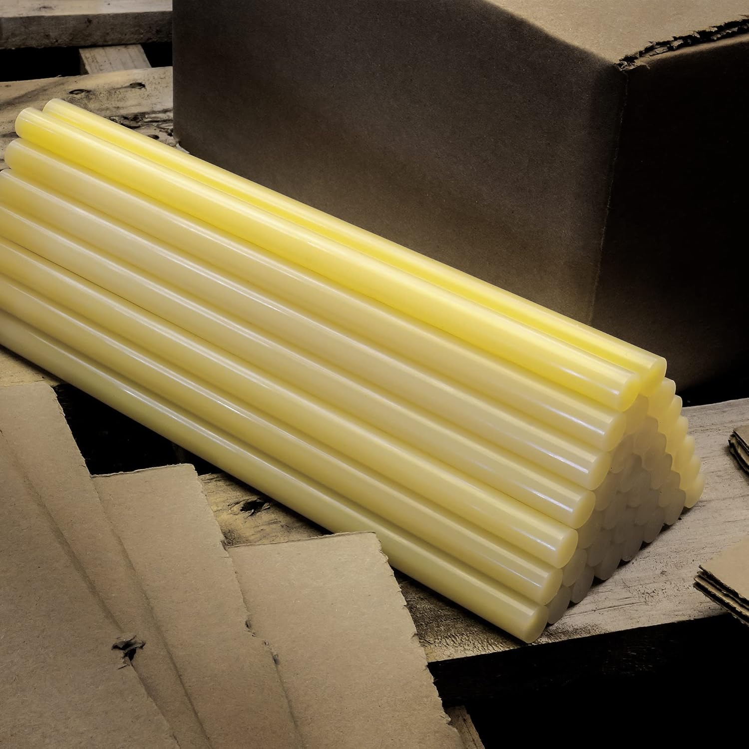 AdTech Professional High-Performance Industrial Hot Glue Sticks, 10" Light Amber, High Temp, Quick Set - Ideal for Packaging
