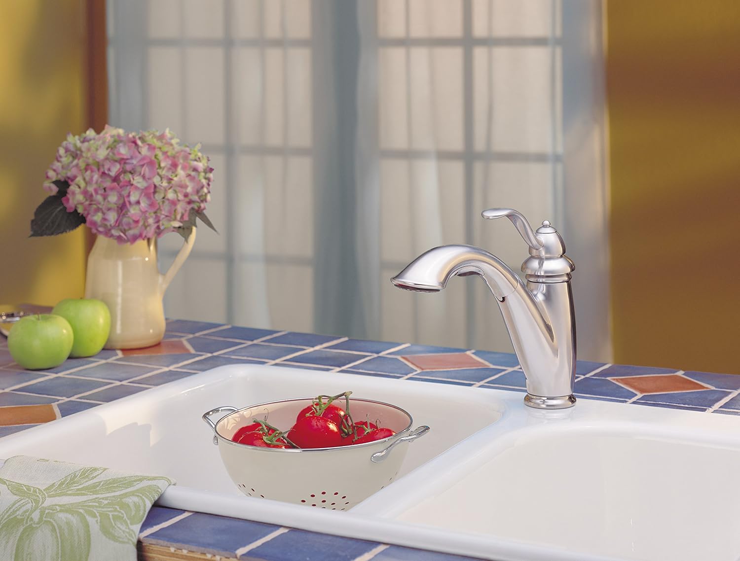Pfister LG5327SS Marielle 1-Handle Pull-Out Kitchen Faucet in Stainless Steel, Water-Efficient Model