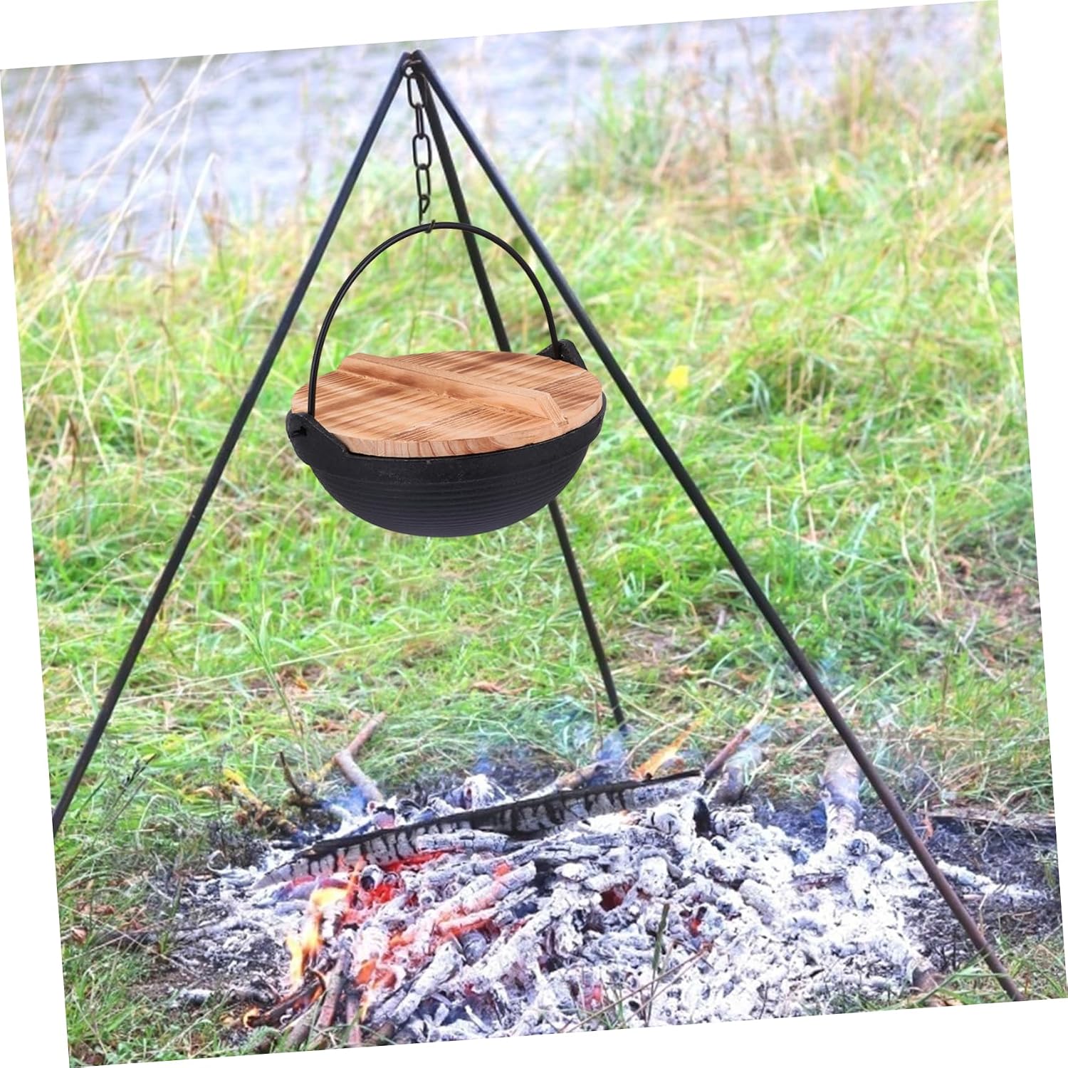 Mikinona Quality Material Outdoor Hanging Pot Skillet Lid Camping Cooking High Temperature Tolerance