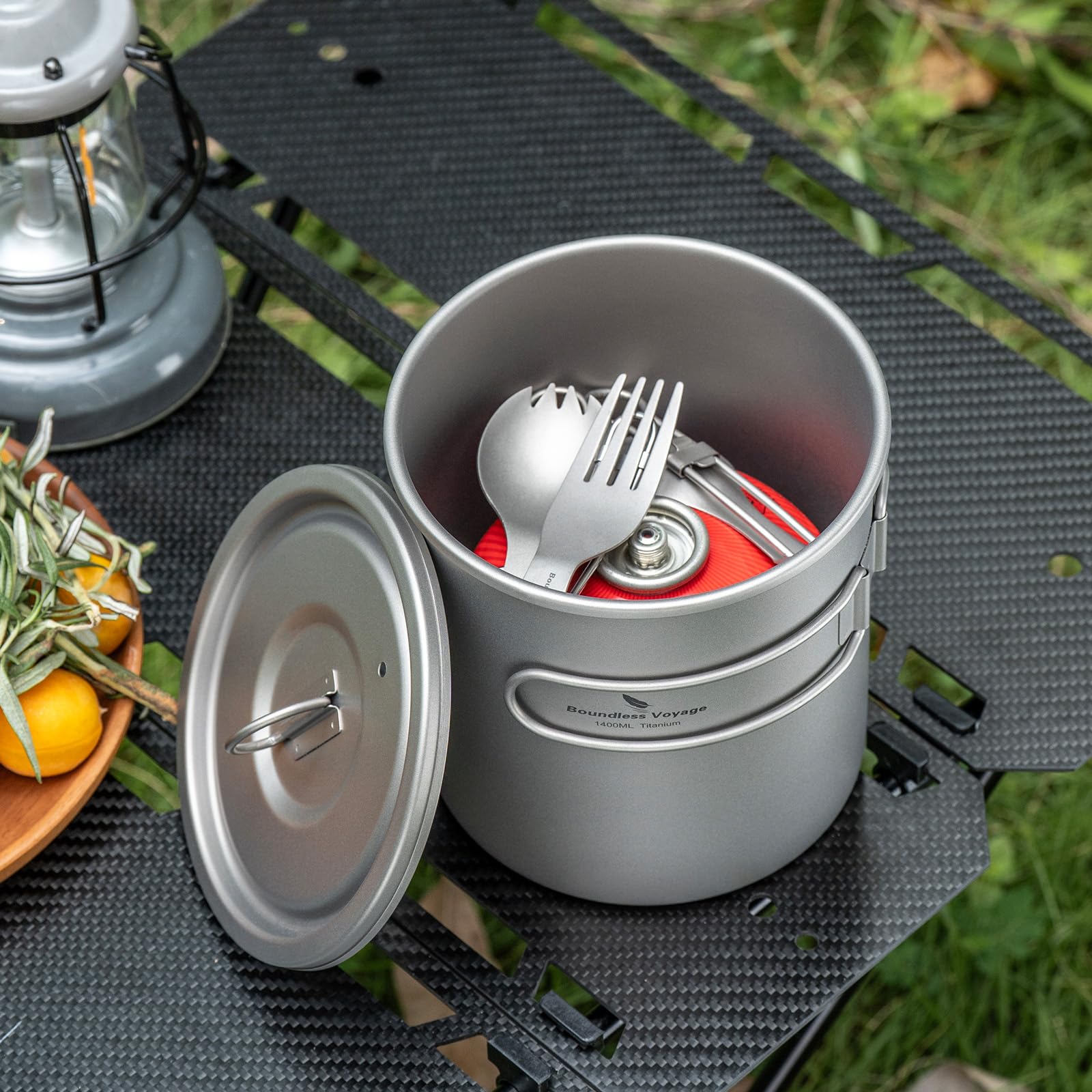 iBasingo Ti2060C Ti2060C - Pentola da campeggio leggera in titanio da 1400 ml (1,4 l), con manico pieghevole e coperchio, resistente, antiruggine, per escursioni, escursioni e avventure all'aria