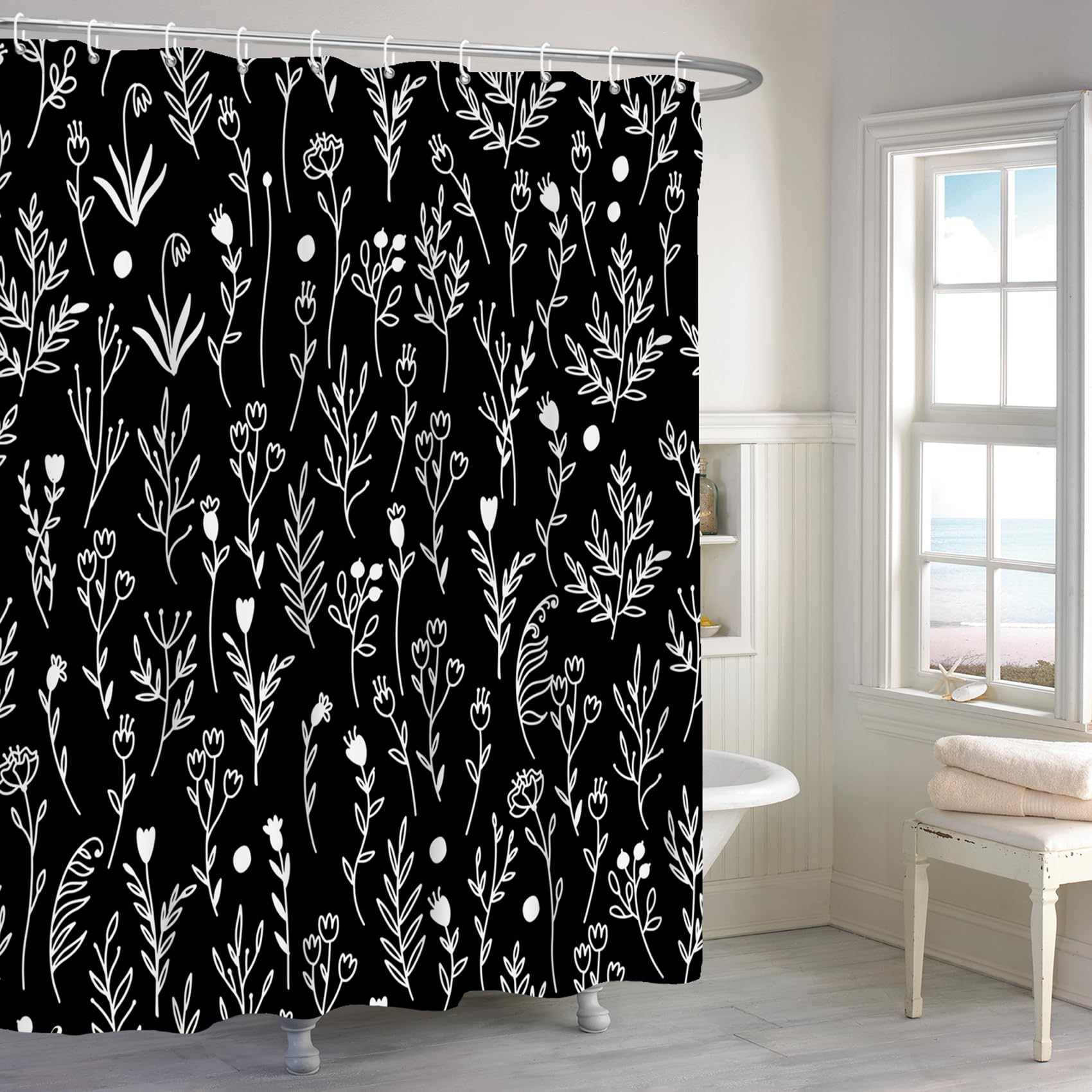 Rideau de douche noir 183x183 cm Renaiss à motif floral abstrait en polyester
