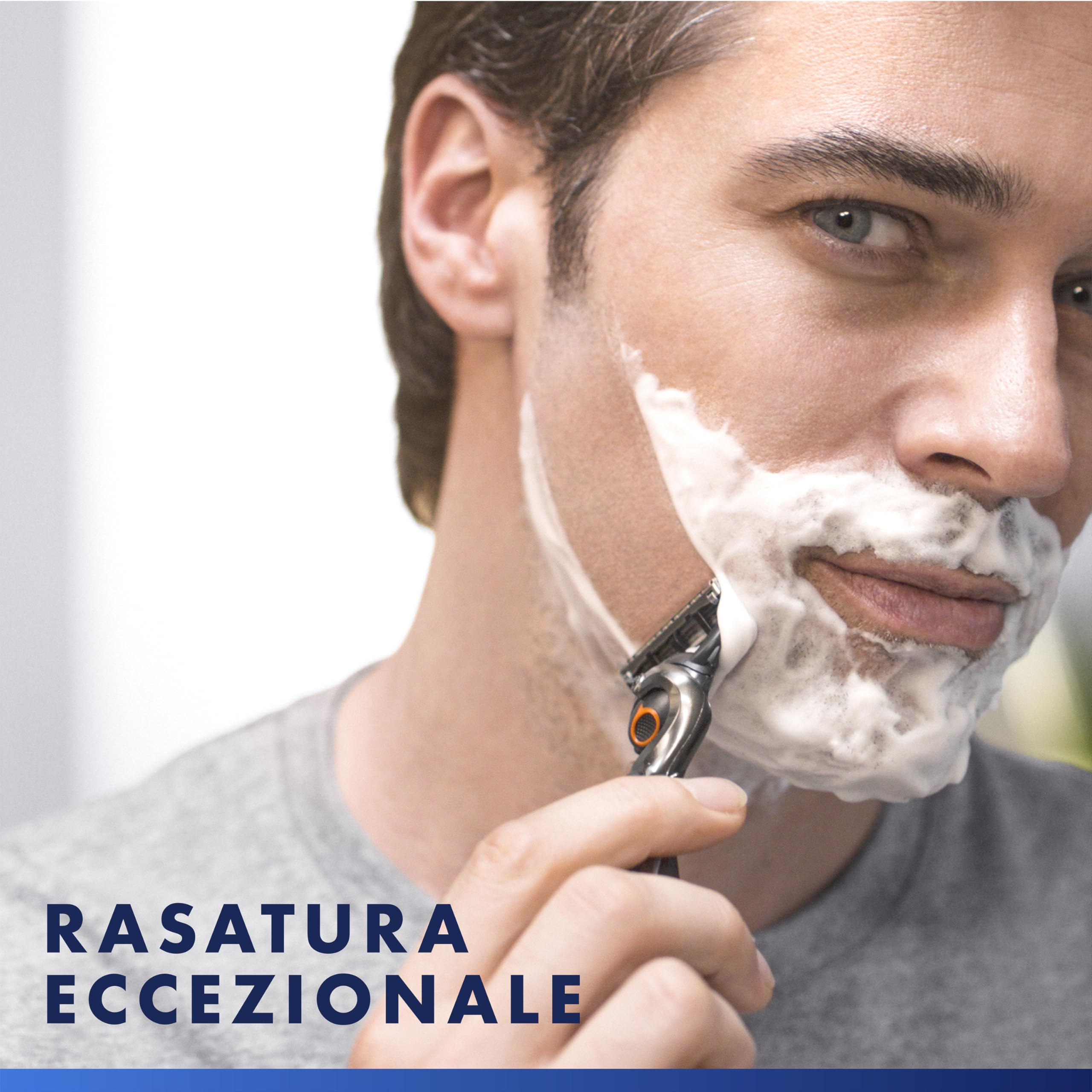 Gillette Proglide 1 Rasoio Barba Uomo E 8 Lamette Di Ricambio Con Doppia Lubrificazione Prima E Dopo Le Lame, Nuova Lubrificazione EverGlide Per Una Profondità E Comfort Incredibili, Lama Barba Uomo