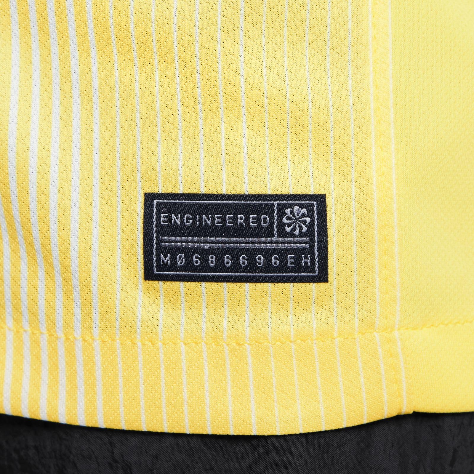 FFF 2025/26 Stadium Goalkeeper Nike Replika-Longsleeve-Fußballtrikot mit Dri-FIT-Technologie für ältere Kinder, HM9792