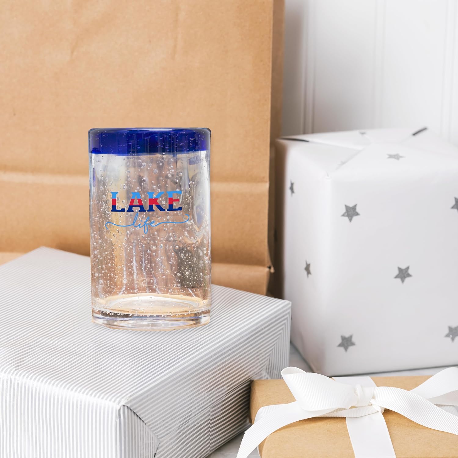 Pavilion Gift Company - Lake Life - 17oz Lake Waterfront Outdoors Pint Glass Lakeside Cottage Decor Kitchen Drinkware Cup Glassware