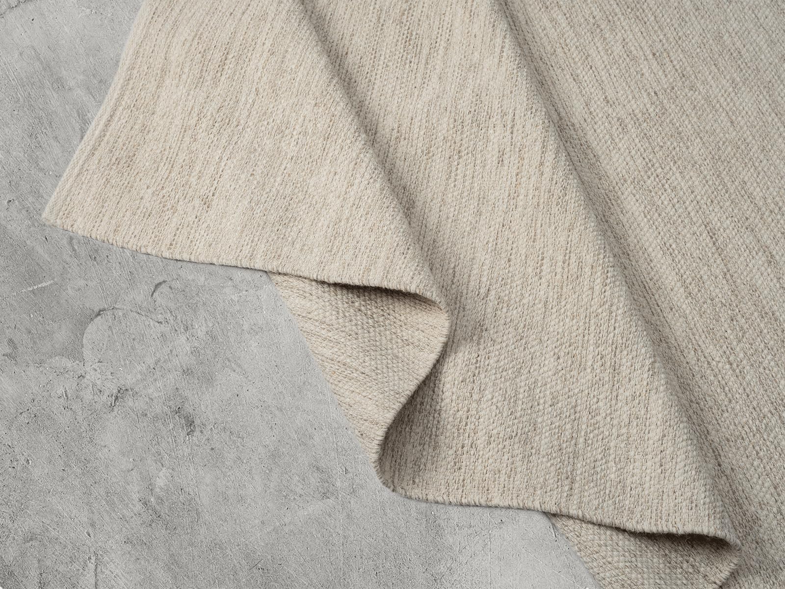 the carpet Boho Natur Wool Tappeto in lana intrecciato a mano in un look boho scandinavo naturale, fatto a mano per uno stile unico, beige crema, 120 x 170 cm