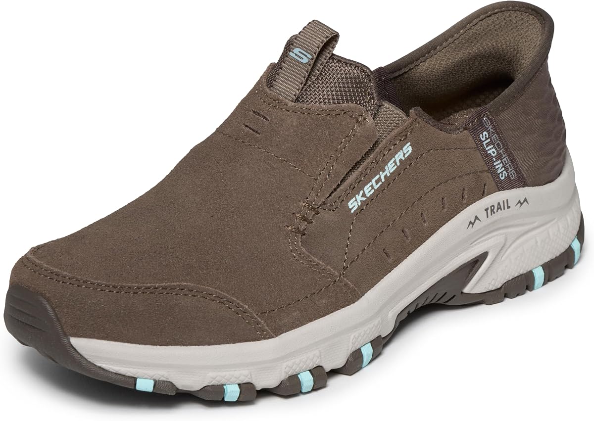 Skechers Hillcrest - Sunapee Manos Libres Slip-Ins | Parte superior de gamuza y malla con paneles dobles, plantilla de espuma viscoelástica refrigerada por aire, almohadilla para el talón que mantiene el pie seguro
