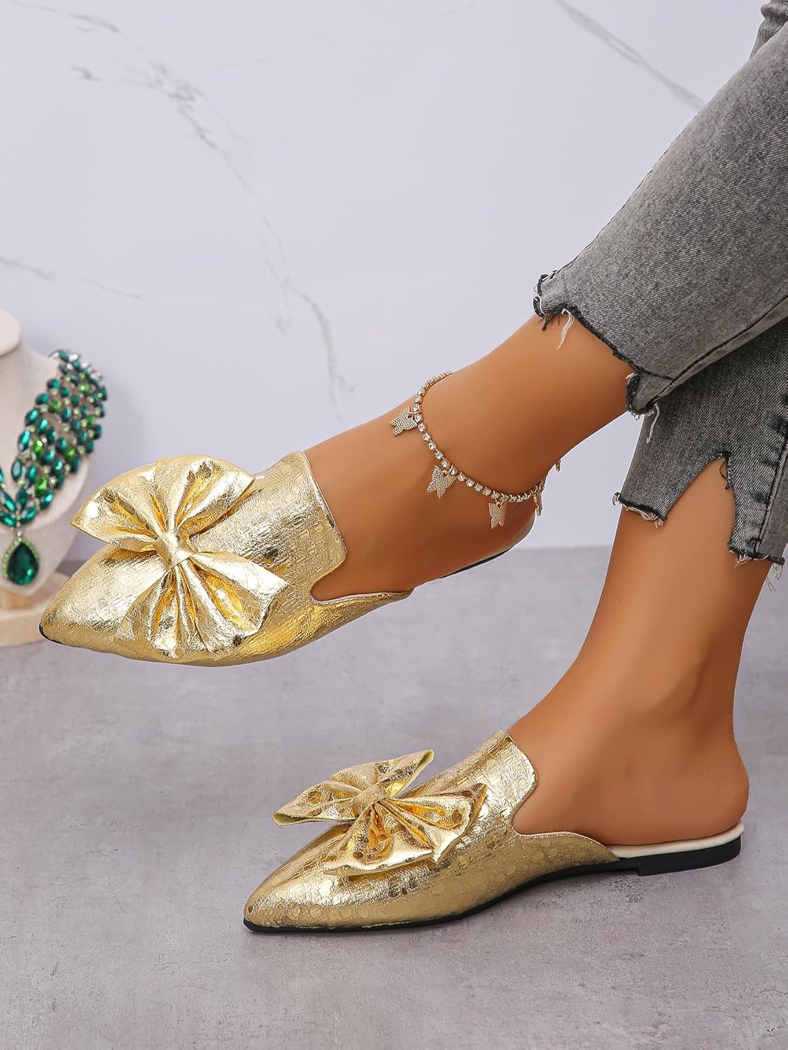 Verdusa Mules for Women Bow Dressy Pointed Toe Flat Shoes Backless Loafers Slide Sandals Casual Slides Work Shoes