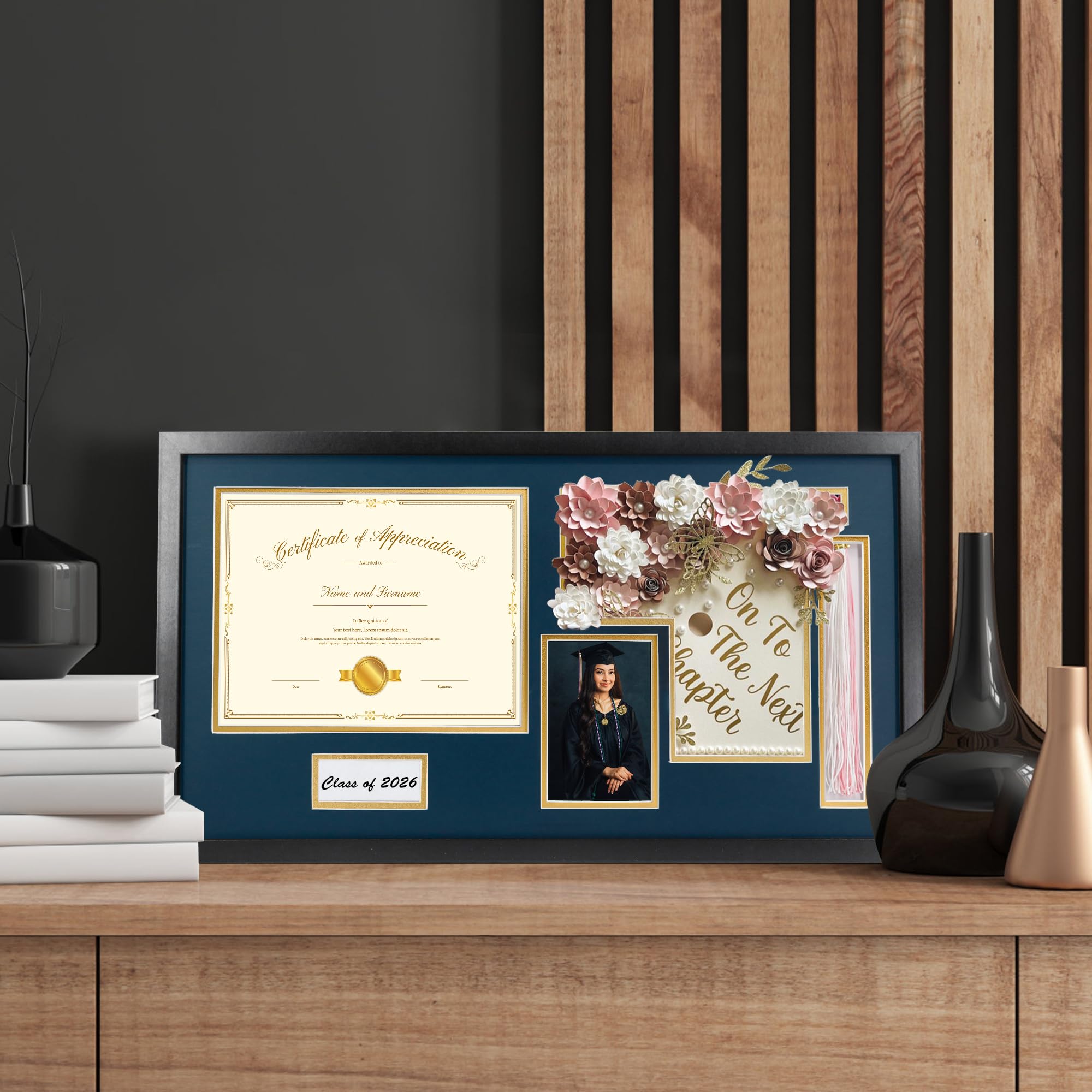 Diplomrahmen mit Abschlusskappe und Quastenhalter, für 21,6 x 27,9 cm große Diplome und 10,2 x 15,2 cm große Fotos mit MDF-Holz und Plexiglas, marineblau über goldfarbener Matte für Wand,