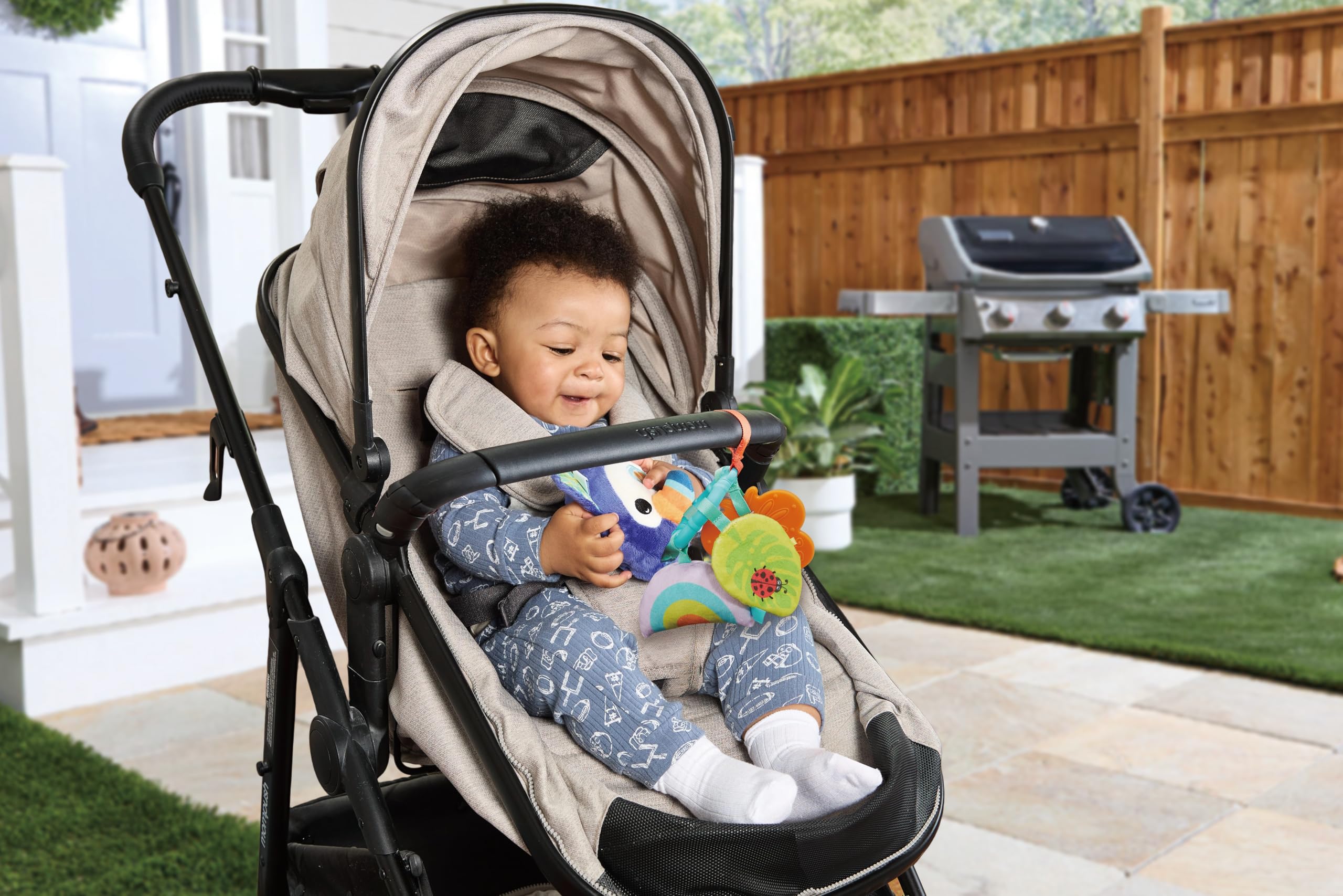 VTech Baby Take-Along Toucan, Interactive Baby Toy with Lights, Songs & Melodies, Tactile Stimulation, Gift for Ages 0, 3 - Image 4