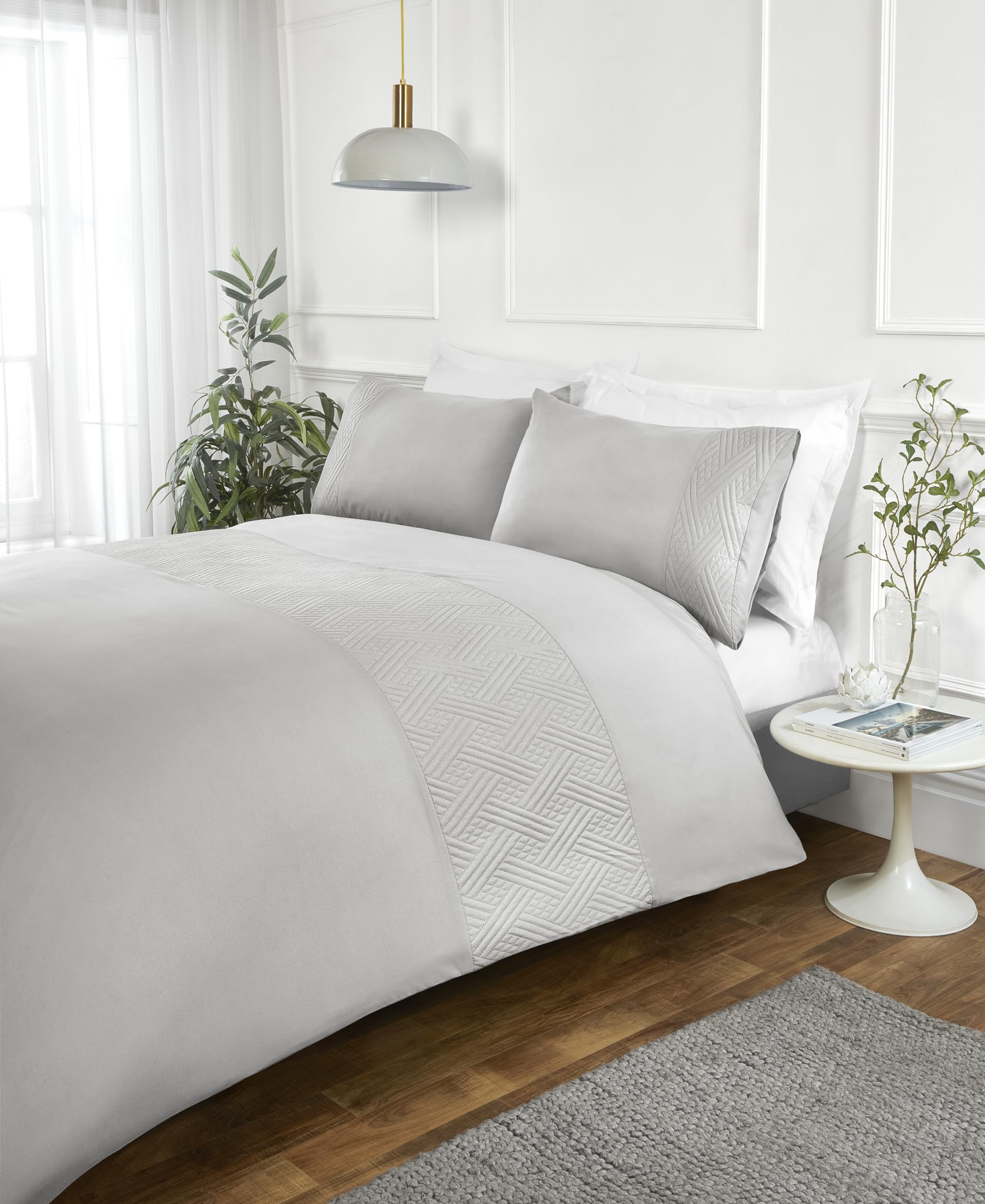 Rapport Home Grey Duvet Cover Set - Nova Pinsonic Quilted Band King Size Bedding with Two Pillowcases (230 x 220cm)