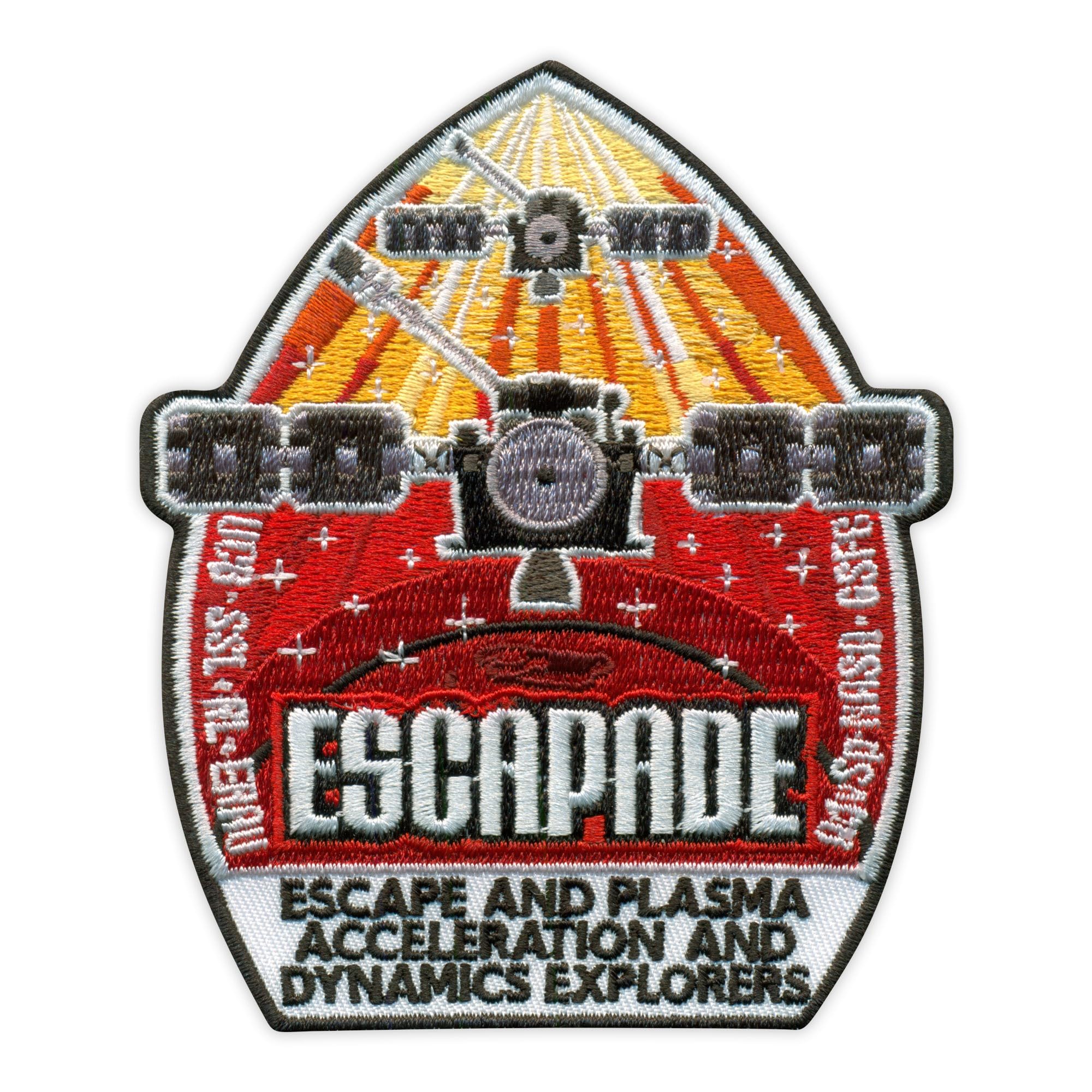 Set di quattro toppe ricamate con scritta "Patchion Escapade", termoadesivo/termoadesivo
