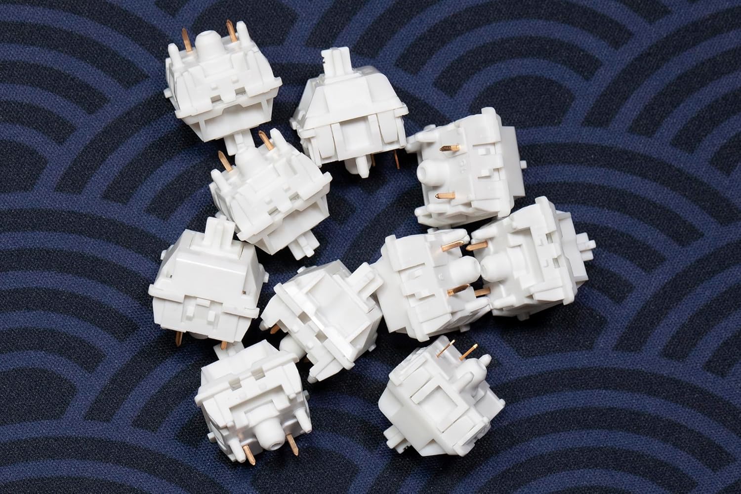 KPREPUBLIC NEO White Switch Linear Switch 53g for Gaming Mechanical Keyboard 5pin PC Nylon LY Slightly Pre Lubed (Neo White Switch x35)