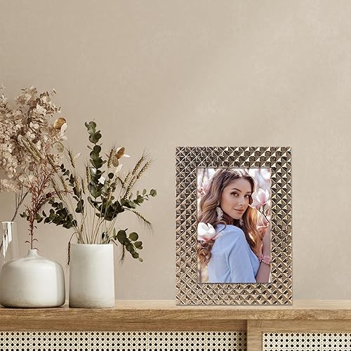 Miniatura 3 de Lawrence Frames Marco de fotos de metal pulido con patrón de diamante, 4 x 6, dorado