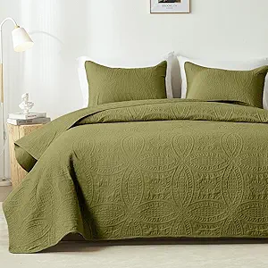 akkialla Twin Quilt Set,Olive Green Lightweight Bedspread with Coin Pattern, Soft Microfiber Coverlet for All Seasons, Elegant Modern Home Style (1 Quilt, 1 Pillow Sham)