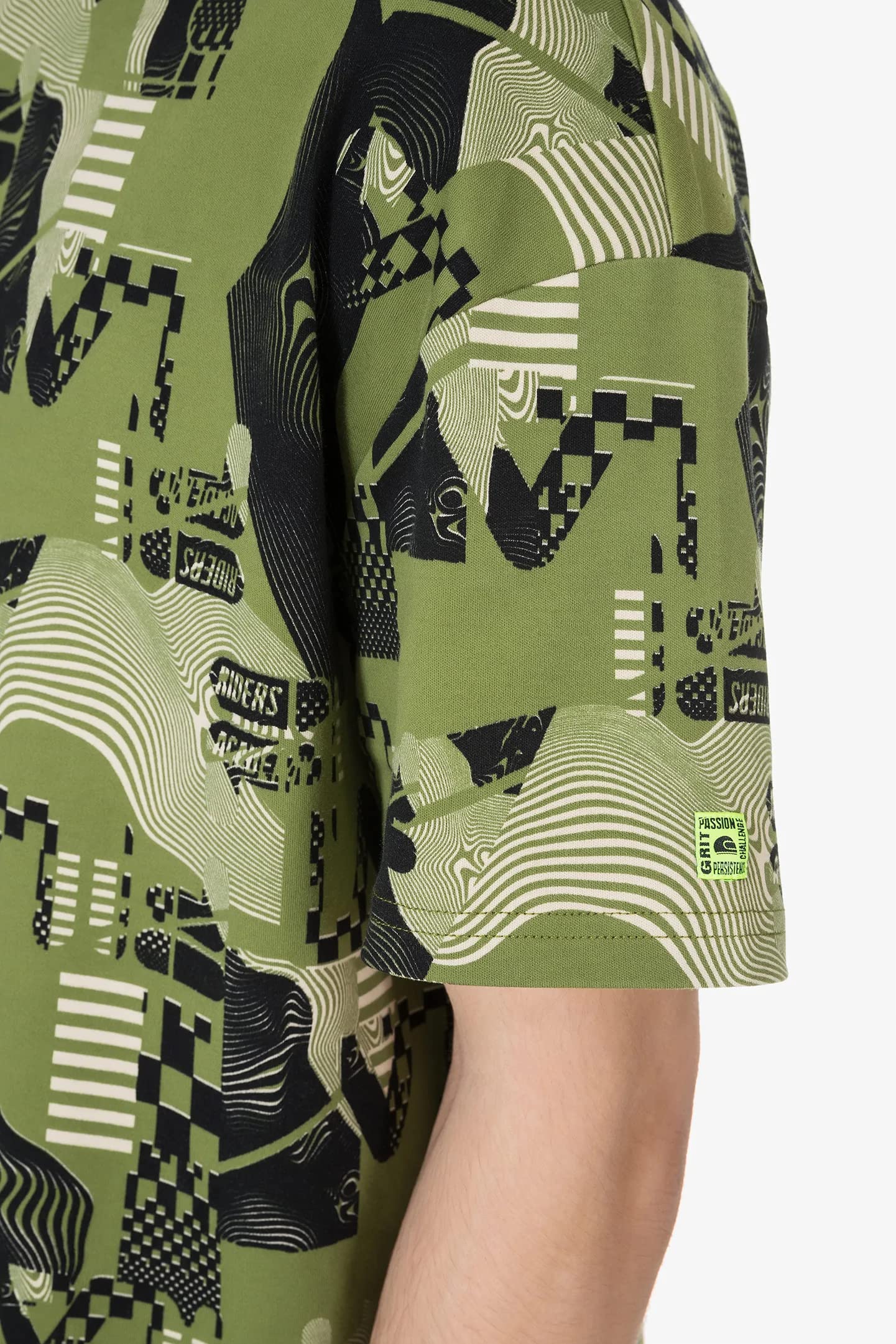VR 46 Men's Oversized AOP Fila Riders Academy T-Shirts, Green, XL - Image 3