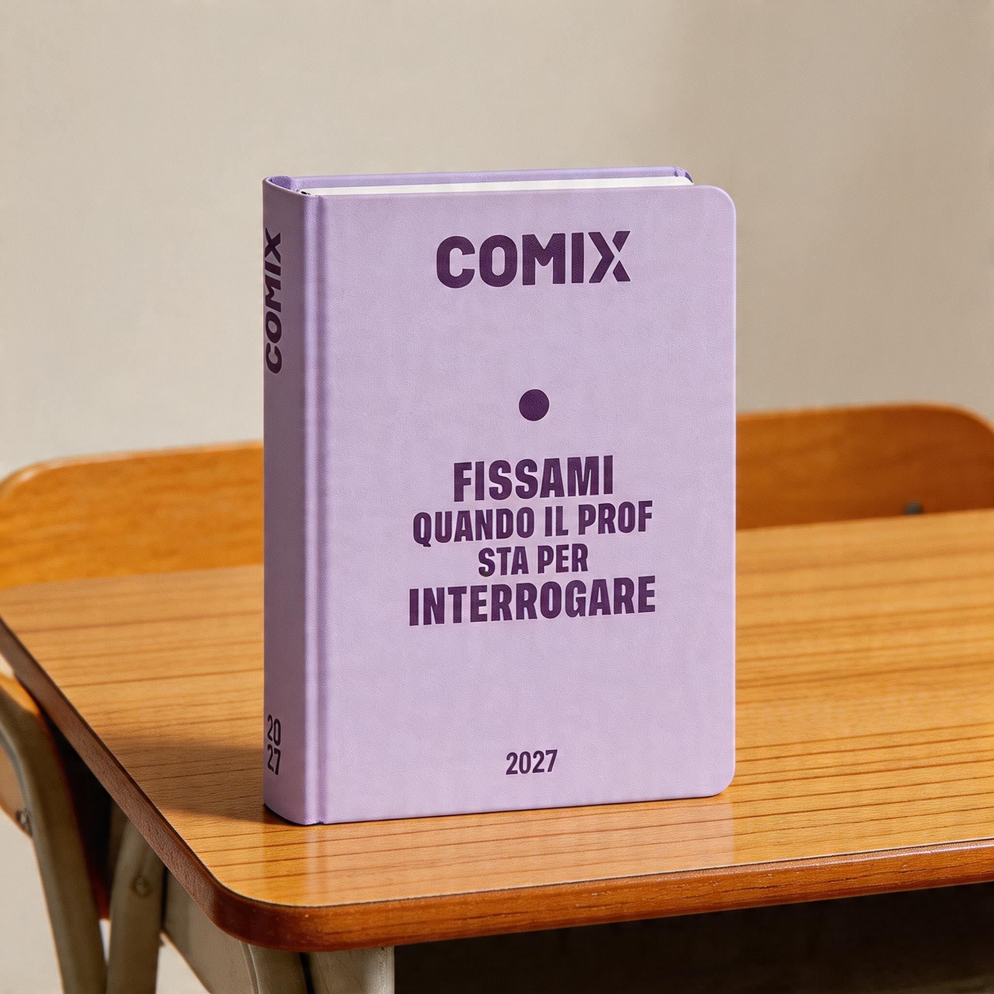 COMIX - Agenda 2027 Giornaliera 16 Mesi, Diario per Scuole Medie e Superiori, con Copertina Rigida, 576 Pagine con Grafiche e Fumetti, Ideale per Ragazzi e Ragazze, Formato Mini 11x15,3 cm