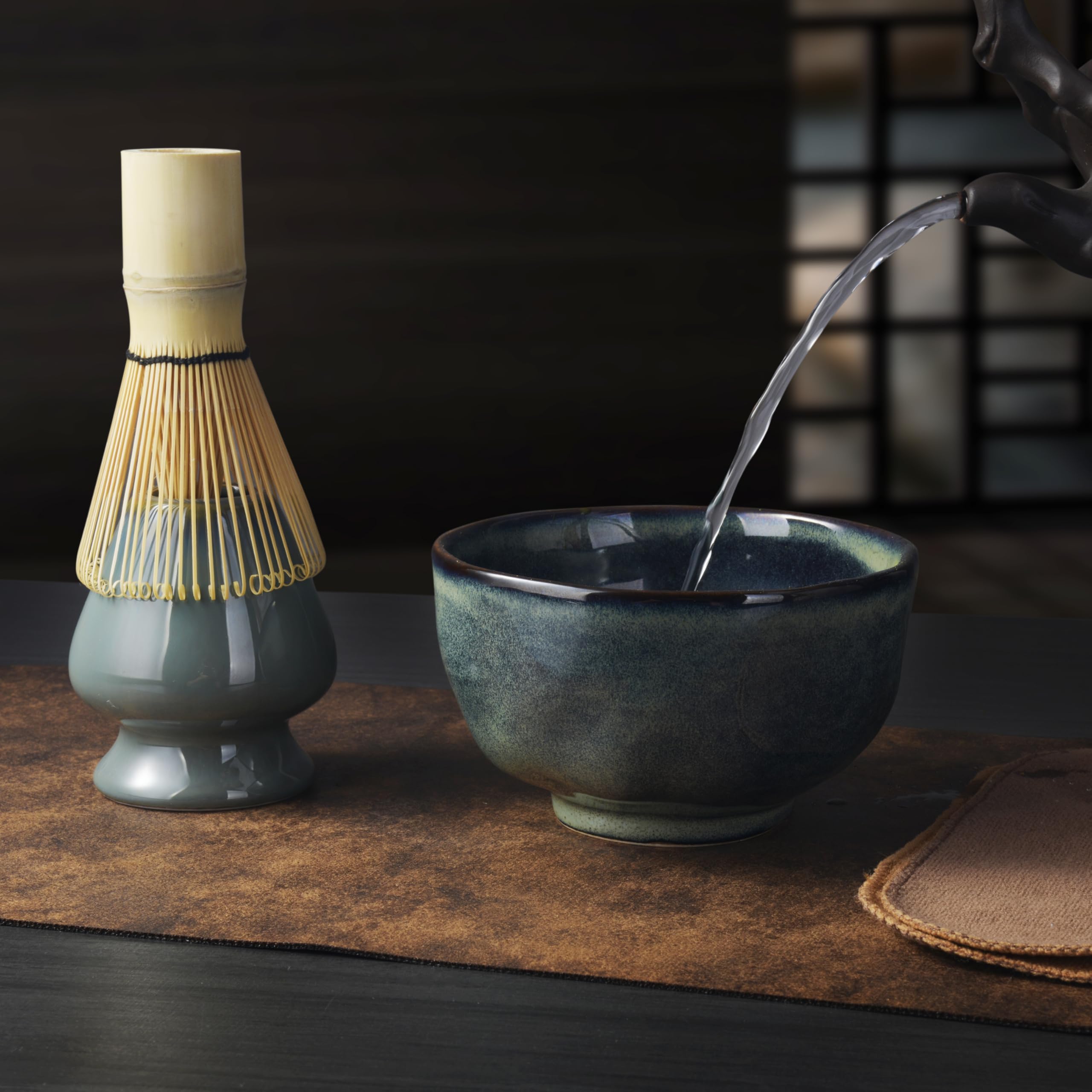 Japoński zestaw filiżanek do herbaty Matcha z trzepaczką, miarką, przesiewaczem i ceramiczną miską