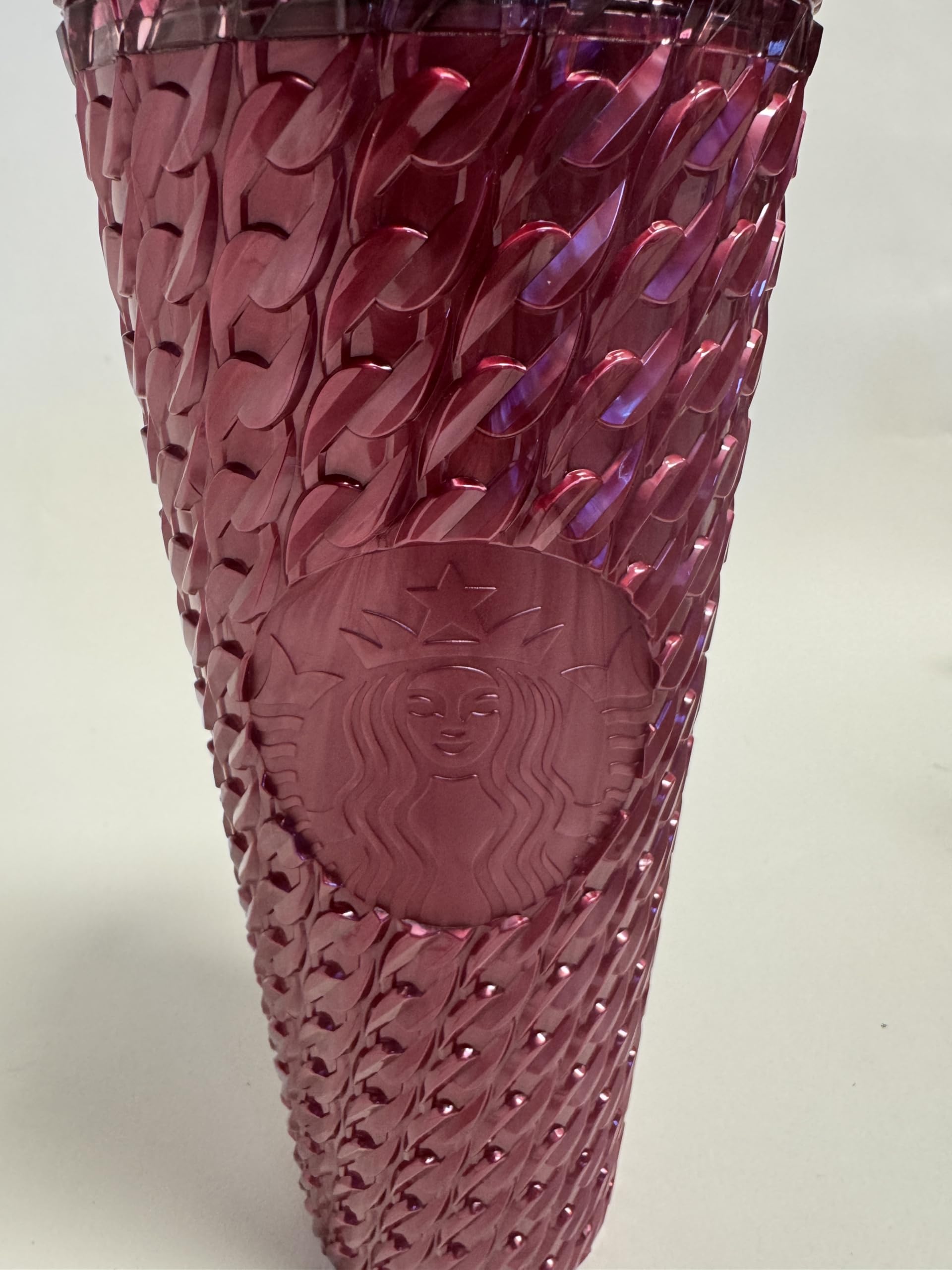 Starbucks Chain Link Burgundy Red 24 Ounce Venti Tumbler  Holiday Edition  Reusable Cold Cup with Lid and Straw  Textured Acrylic Travel Mug for Iced  Coffee, Tea, and Cold Beverages :