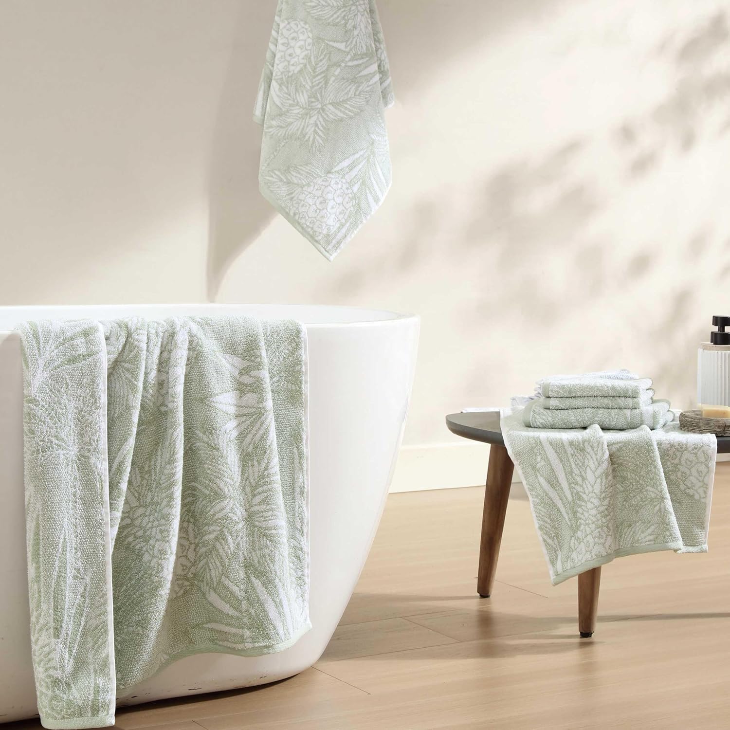 Tommy Bahama - Bath Towels, 100% Soft & Absorbent Cotton with Yarn-Dyed Loops, Medium Weight Bathroom Towels (Pineapple Venture Green, 6 Piece) - Image 5