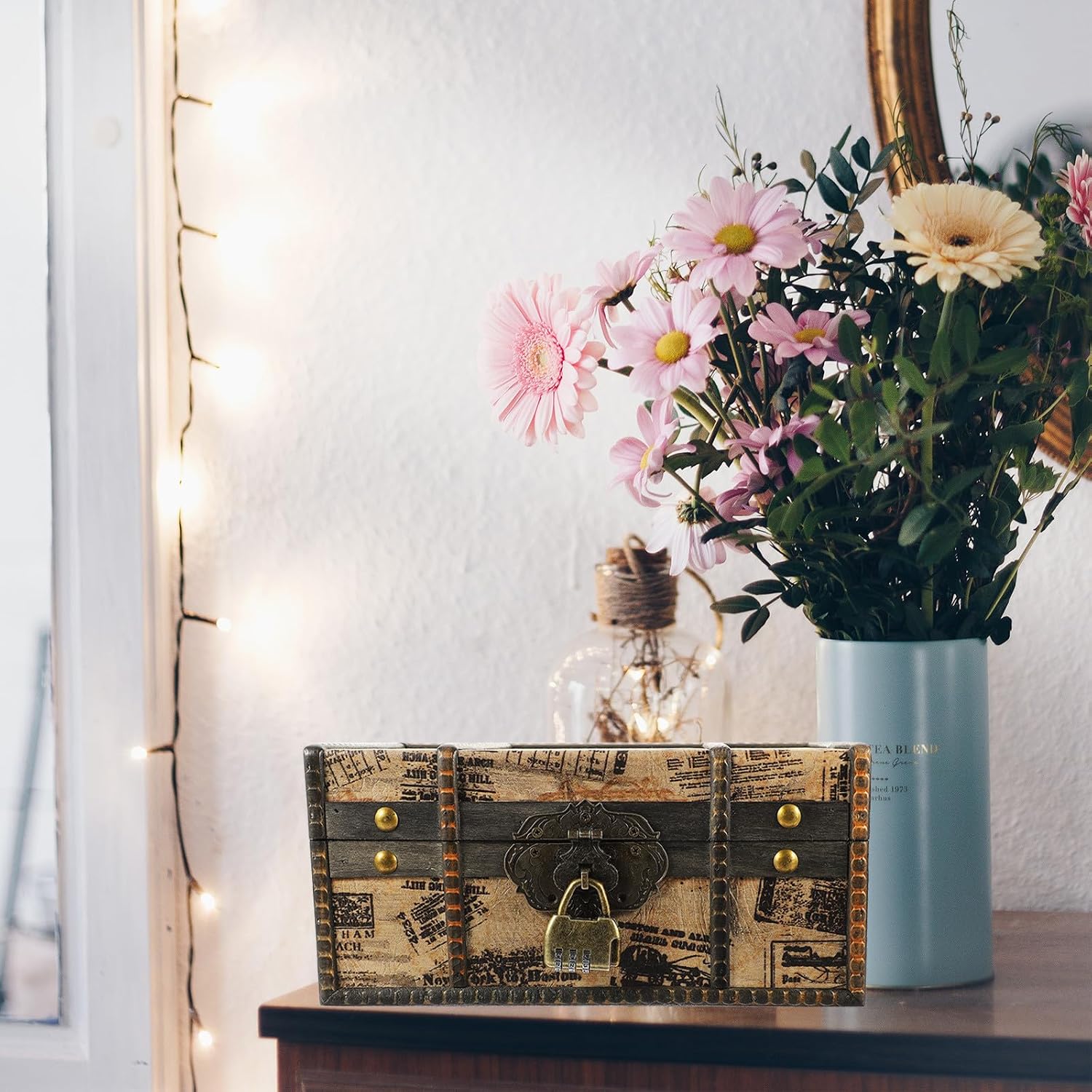 Decorative Storage Chest Box Jewelry Organizer for Necklaces Earrings