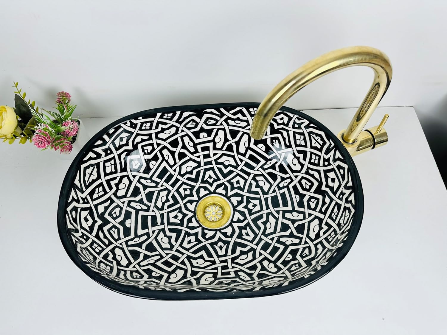 Modern Black and White Vessel Sink – Moroccan Geometric Interlocking Pattern Countertop Basin – Oval Porcelain Art Wash Bowl for Bathroom Vanity (48x34cm = 19x13.4in)