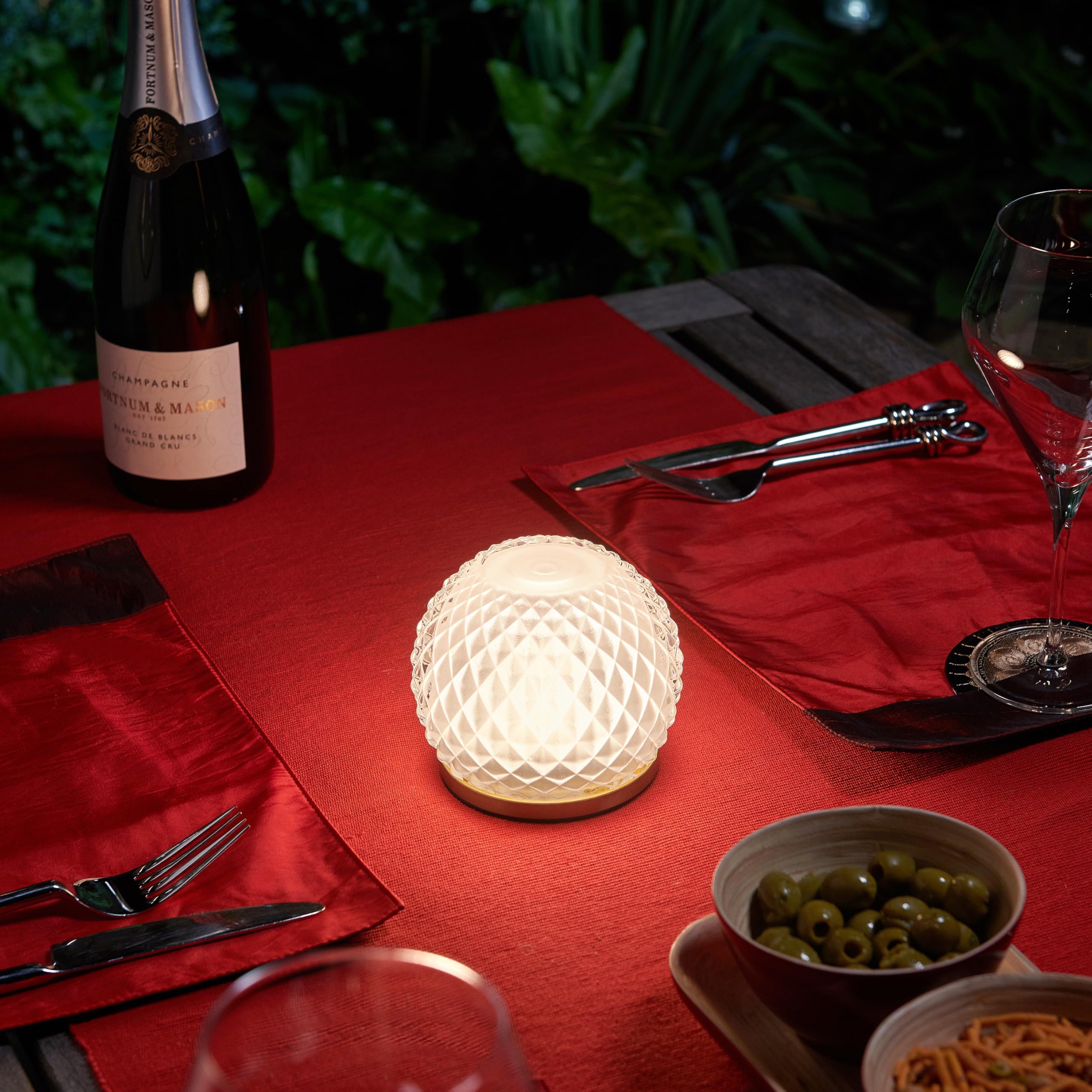 Omniance Elara Lámparas de Mesa Inalámbricas Pack de 4, 8 Fuentes de Luz | Recargable regulable cambio de color, diseño madera y cristal mate, USB-C, temporizador, para restaurante y hotel