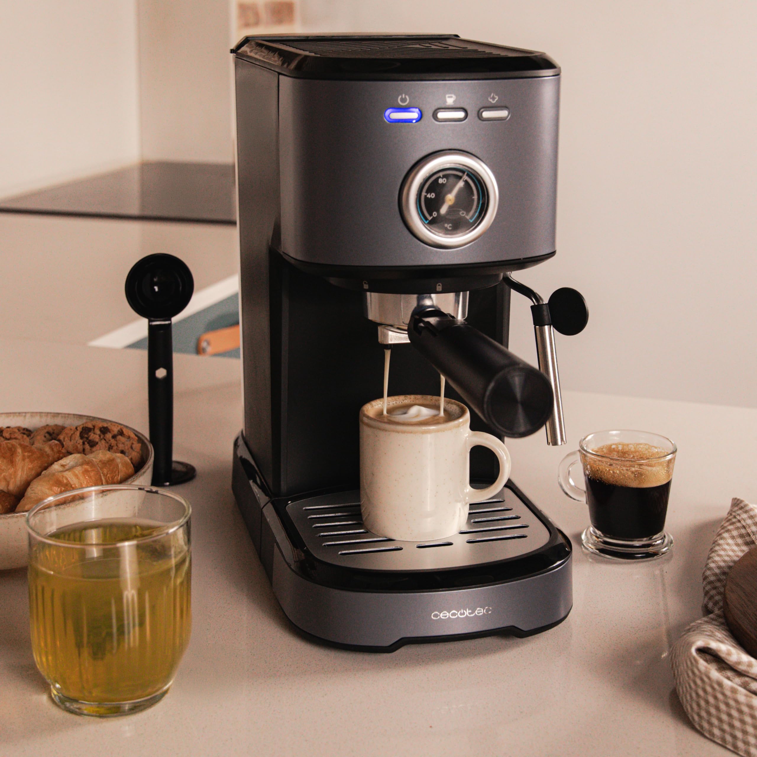 Cecotec macchine per caffè espresso Power Espresso 20 Pecan Steel. Caffettiera espressa digitale, con 20 bar e vapore orientabile.