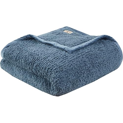 Woolrich Burlington Berber Blanket Super Soft, Cozy Lightweight Cover with Luxurious Velvet Binding, Modern Trendy All Season Bedspread Bedding-Set, King: 108x90, Blue