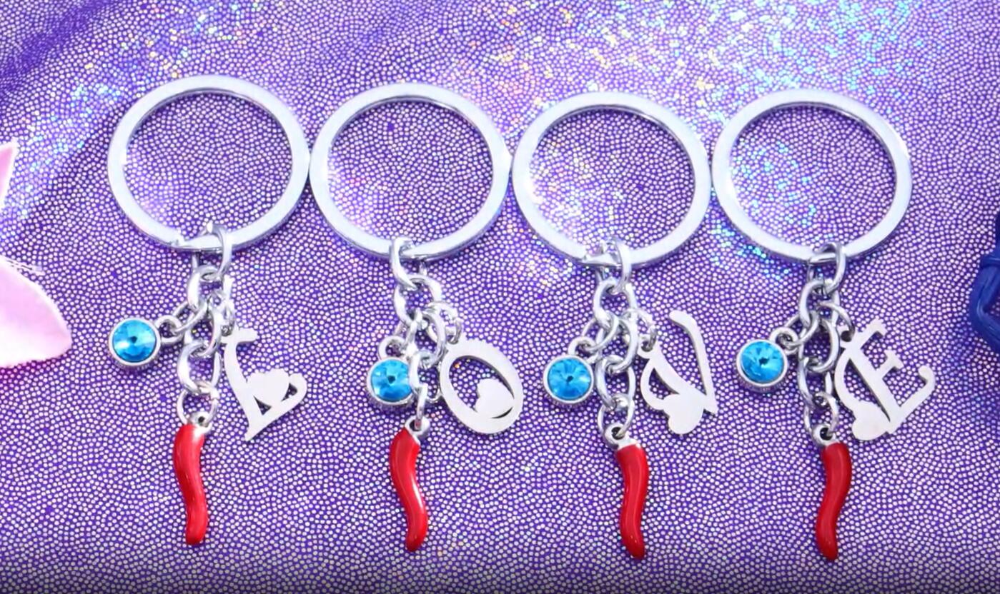 1 Pezzo Portachiavi Stile Cartone Animato In Pelle PU Con Sistema - Foto 9