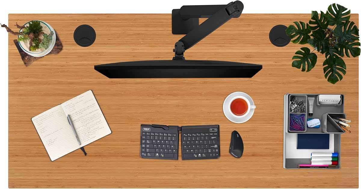 Uplift V2 Standing Desk view 4