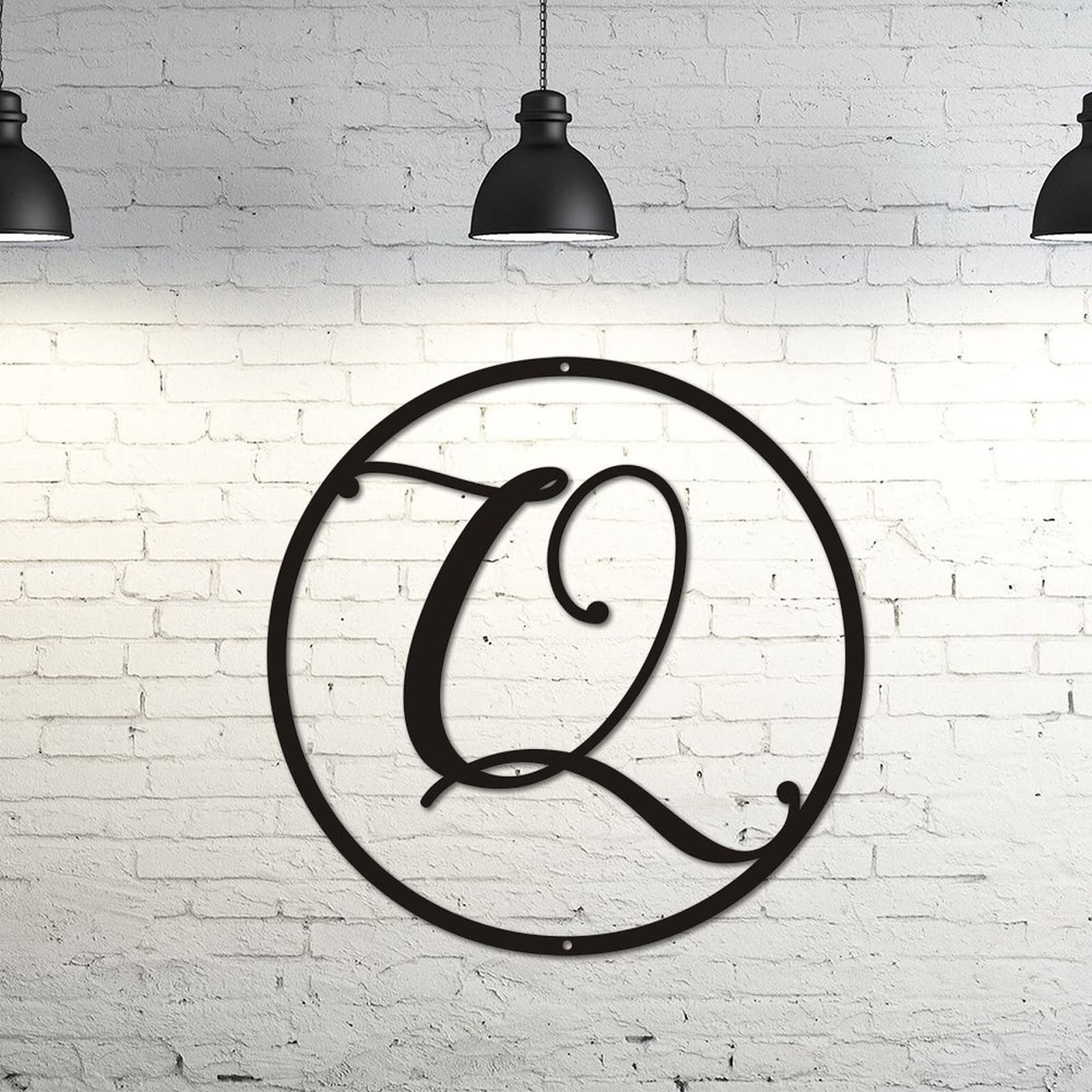 Monogramme mural en métal avec lettre Q et initiale décorative