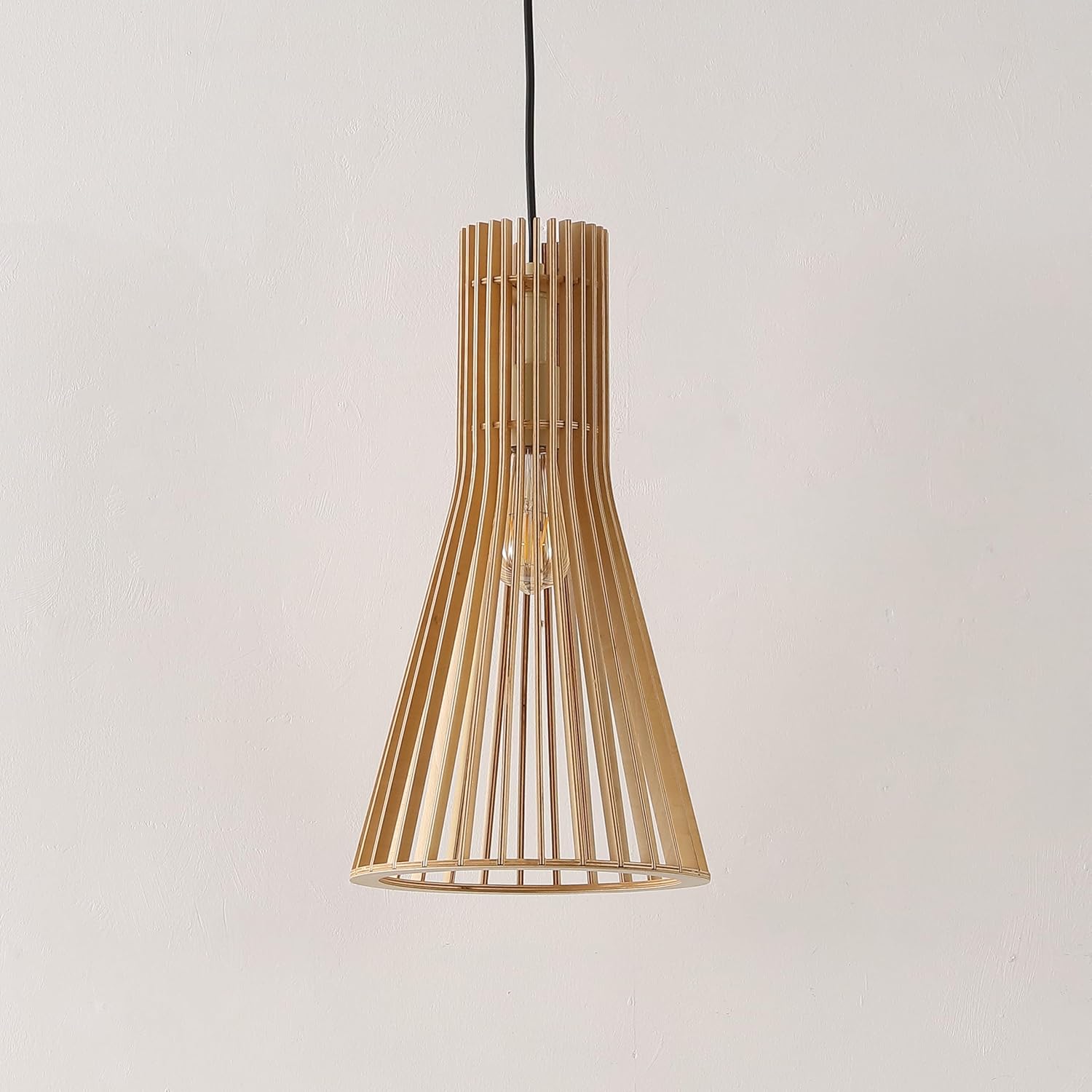 SAFAVIEH Lighting Collection Sonjay Natural Adjustable Pendant Hanging Light Fixture, Ideal for Dining Room, Kitchen Island, Entryway (LED Bulb Included)