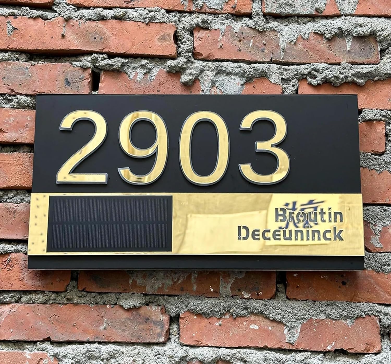Personalized Solar Modern Door Plaque,Address Plaque Lighted with Led,illuminated House Numbers,solar Powered House Number for Outside,solar Address Signs for Yard (Black Gold)