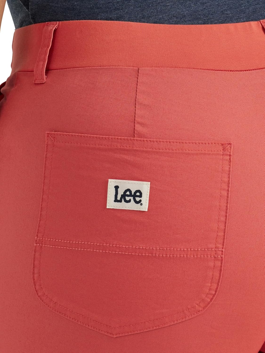 Lee Womens Plus Size Ultra Lux Comfort with Flex-to-go Utility Skimmer Capri Pant - Image 4