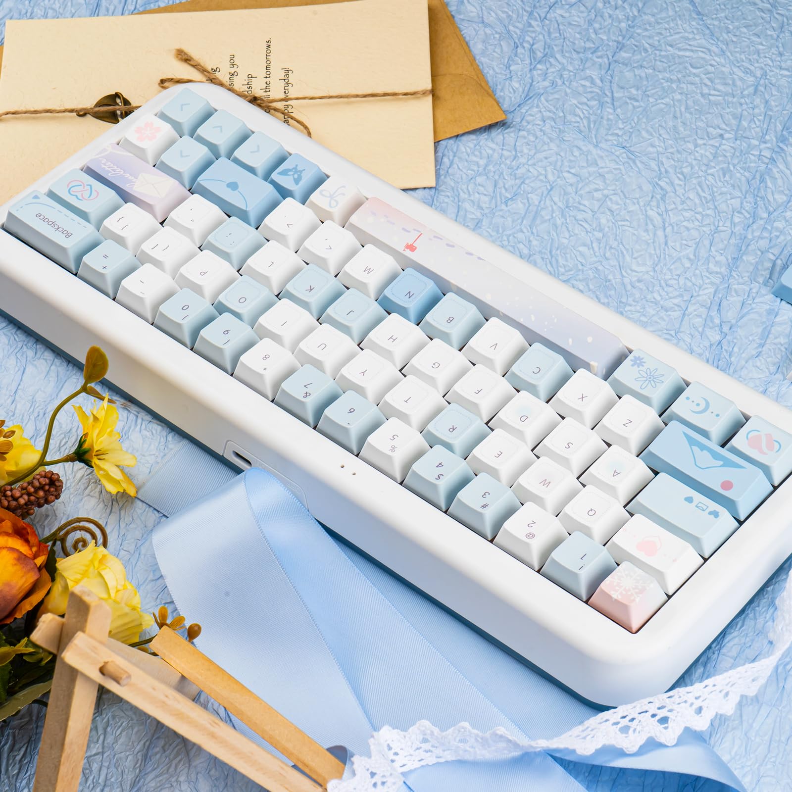 Amazon.com: COOMICKEY Keycaps, White Blue Keycaps 60 65 75 Percent