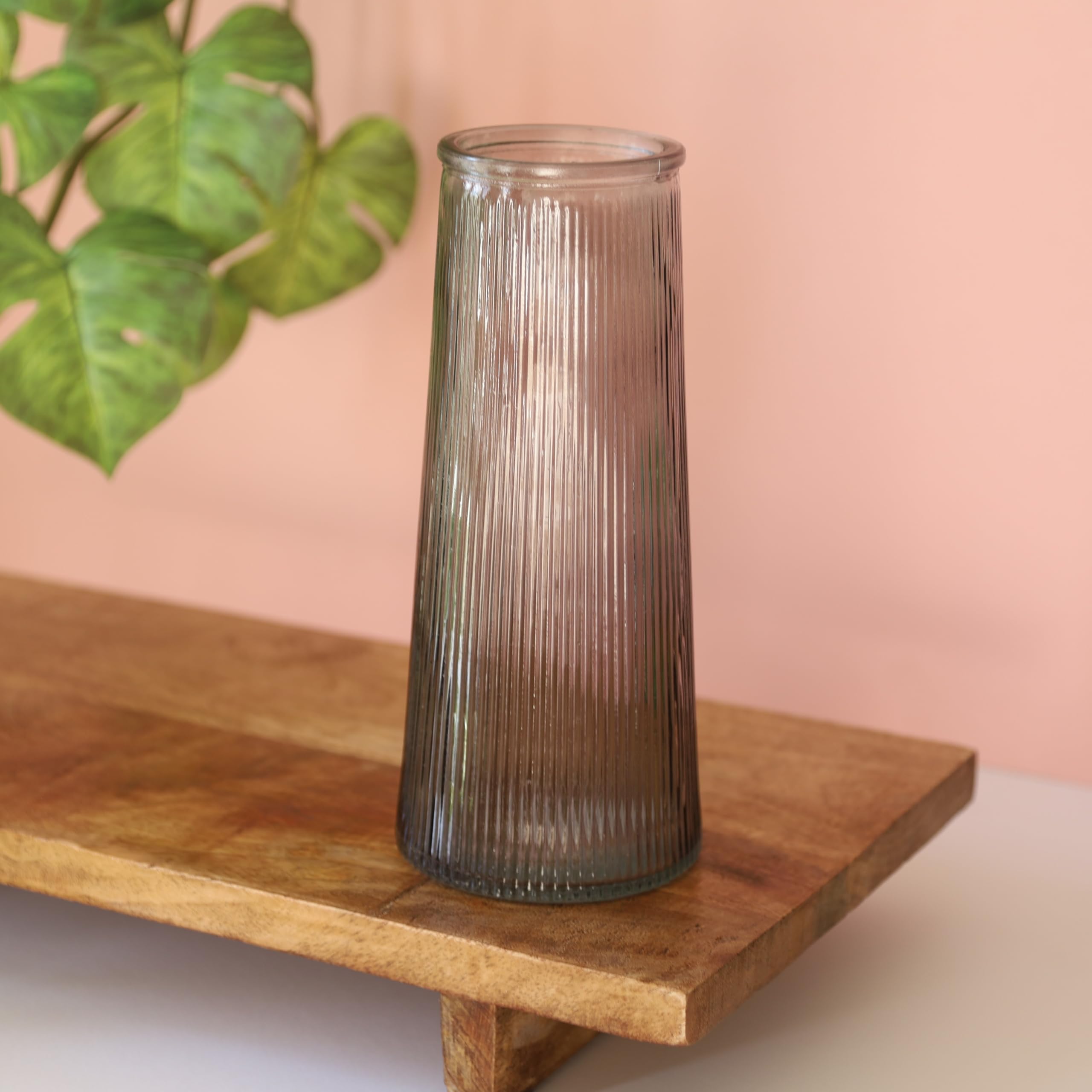 Fyne-Finds Smoky Grey Tall Ribbed Glass Flower Vase Rustic Home Decor 22Cm, 9Inch Cylinder Glass Planter For Centerpieces Tabletop Shelf Sitter Home Decorative Gift (Smoky Grey)