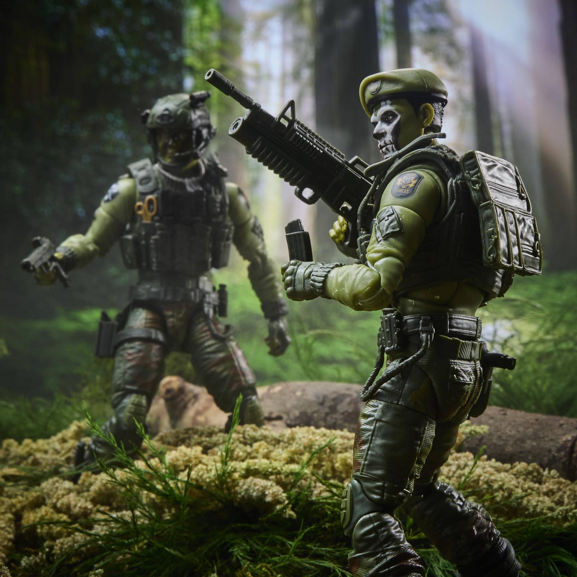 G.I. Joe Classified Series, Legacy Collection, Soldado de acción - Fuerzas Especiales, Set de Figura Coleccionable de 15 cm con 16 Accesorios