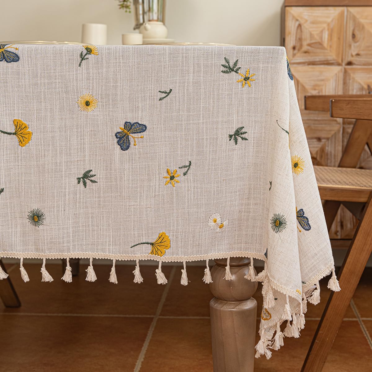 Polyester Linen Tablecloth with Tassels, Square Dining Table Sunflower Butterfly Flower Ginkgo Biloba Embroidered Tablecloth, Multiple Styles Boho Country Rustic Farmhouse Tablecloth 55x55 inches