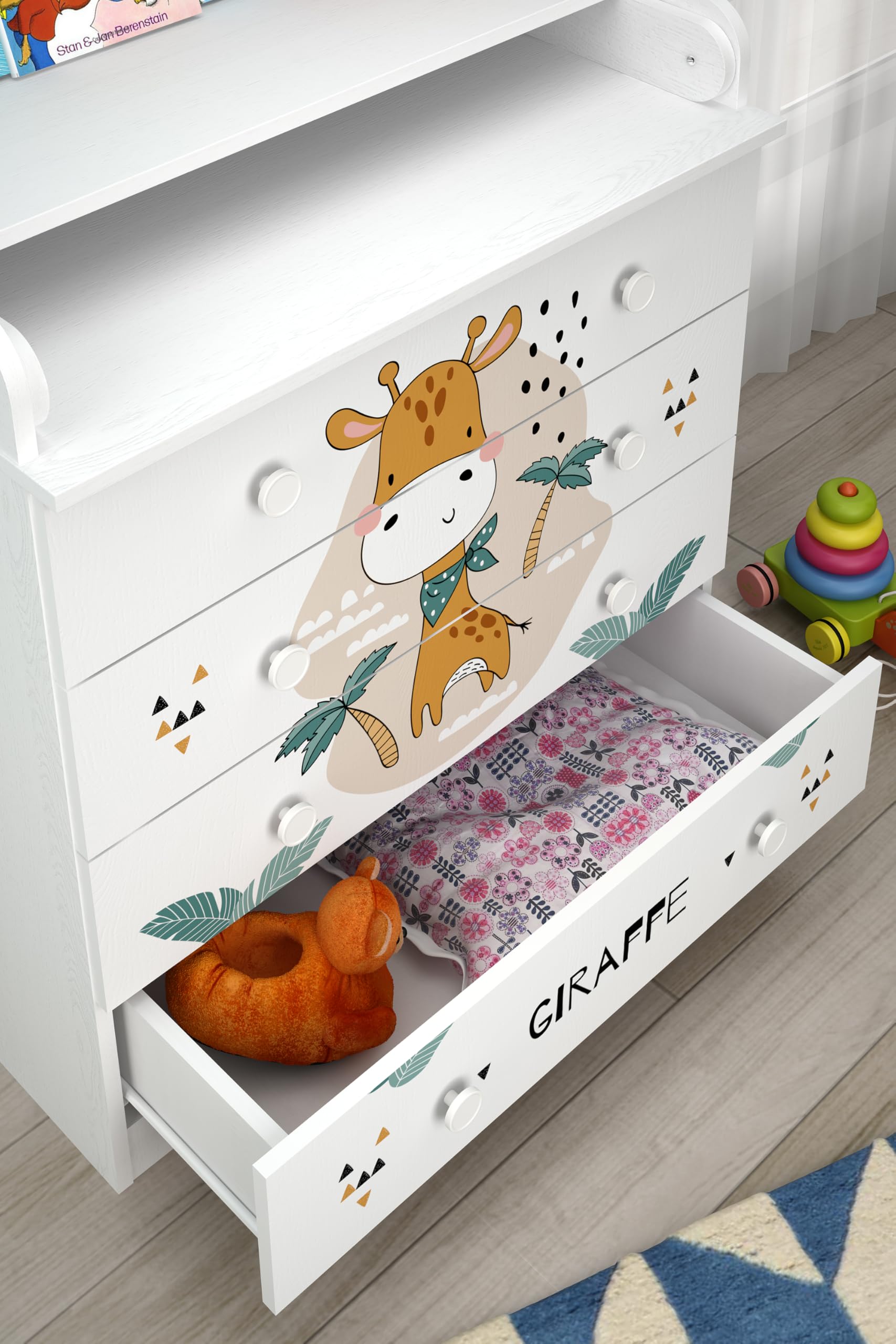 Shefa 800 Kids Baby Changing Table White Giraffe Chest of Drawers with 4 Drawers and Changing Unit
