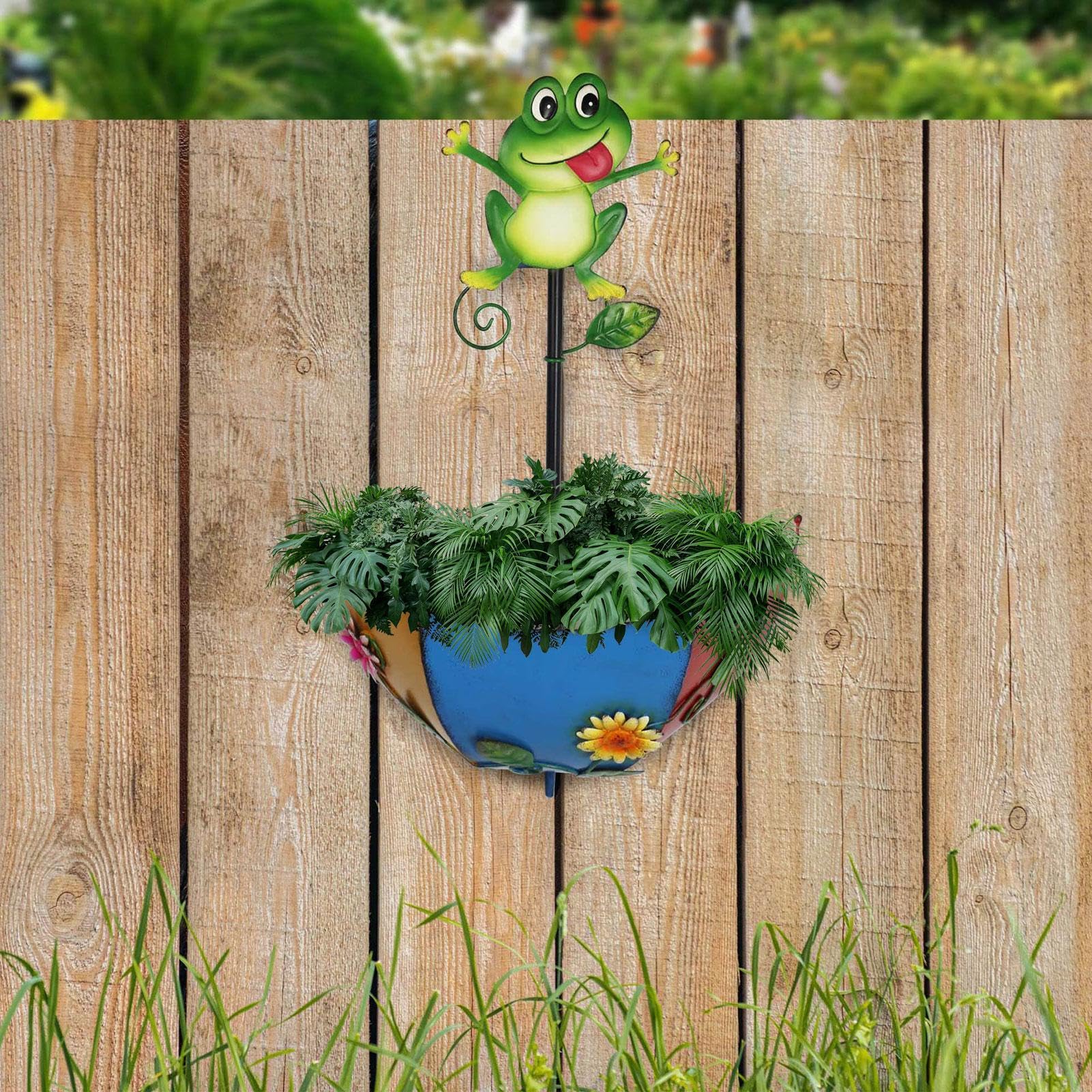 Jardinière Parapluie pour décorer un mur vide sans encombrer le sol