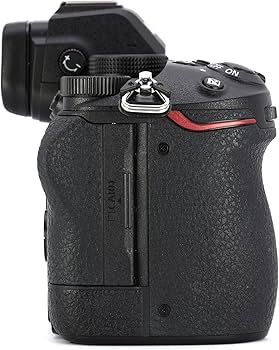 Amazon | Nikon ミラーレス一眼カメラ Z5 ボディ ブラック | ミラー