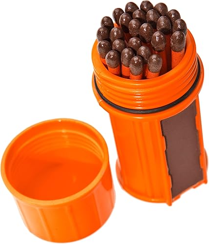 Miniatura 8 de Kit de cerillos a prueba de tormentas UCO con estuche impermeable, 25 cerillos a prueba de tormentas y 3 mecheros Verde oscuro