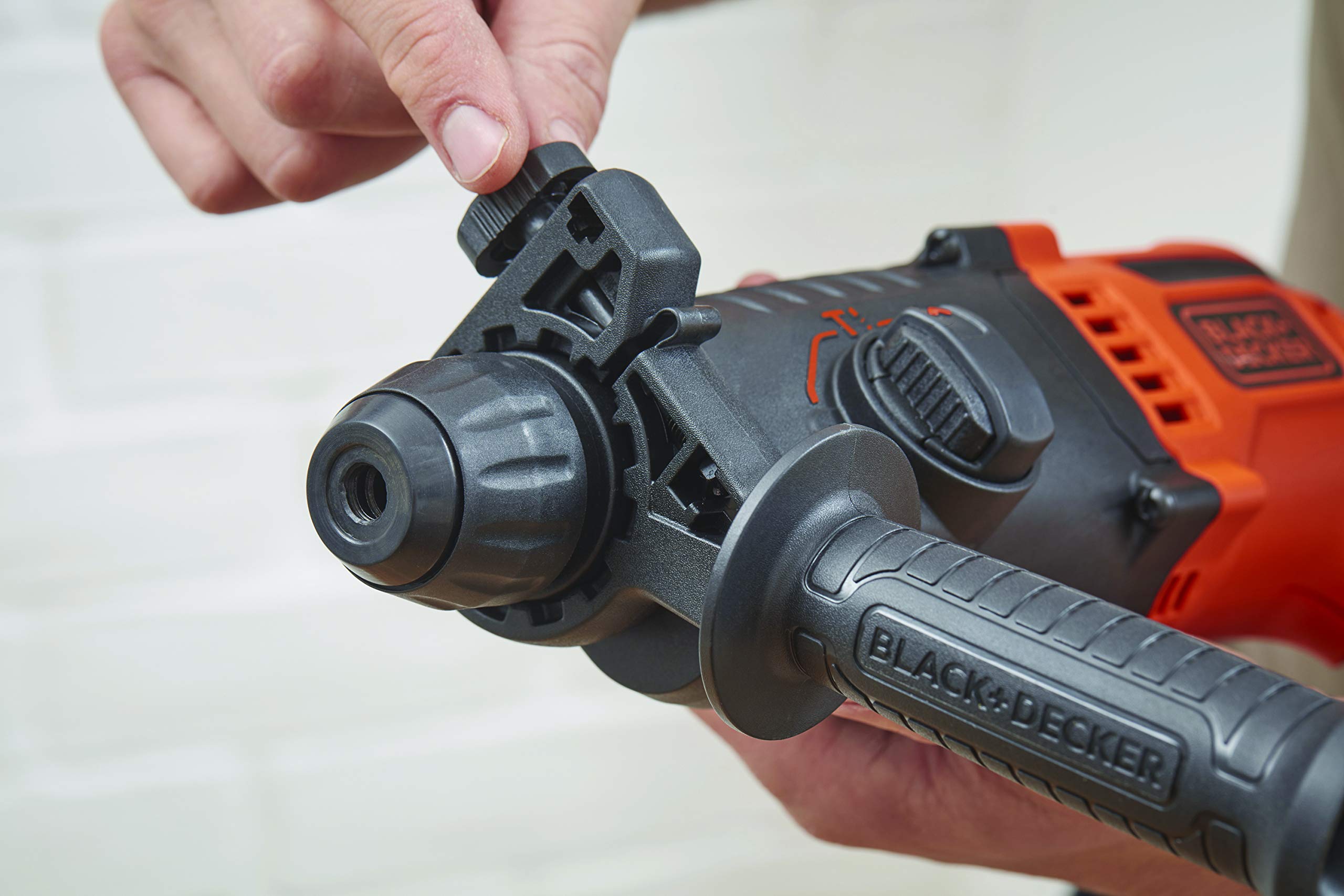 BLACK+DECKER BEHS01K-QS BEHS01K Marteau perforateur 650W Avec mallette Orange
