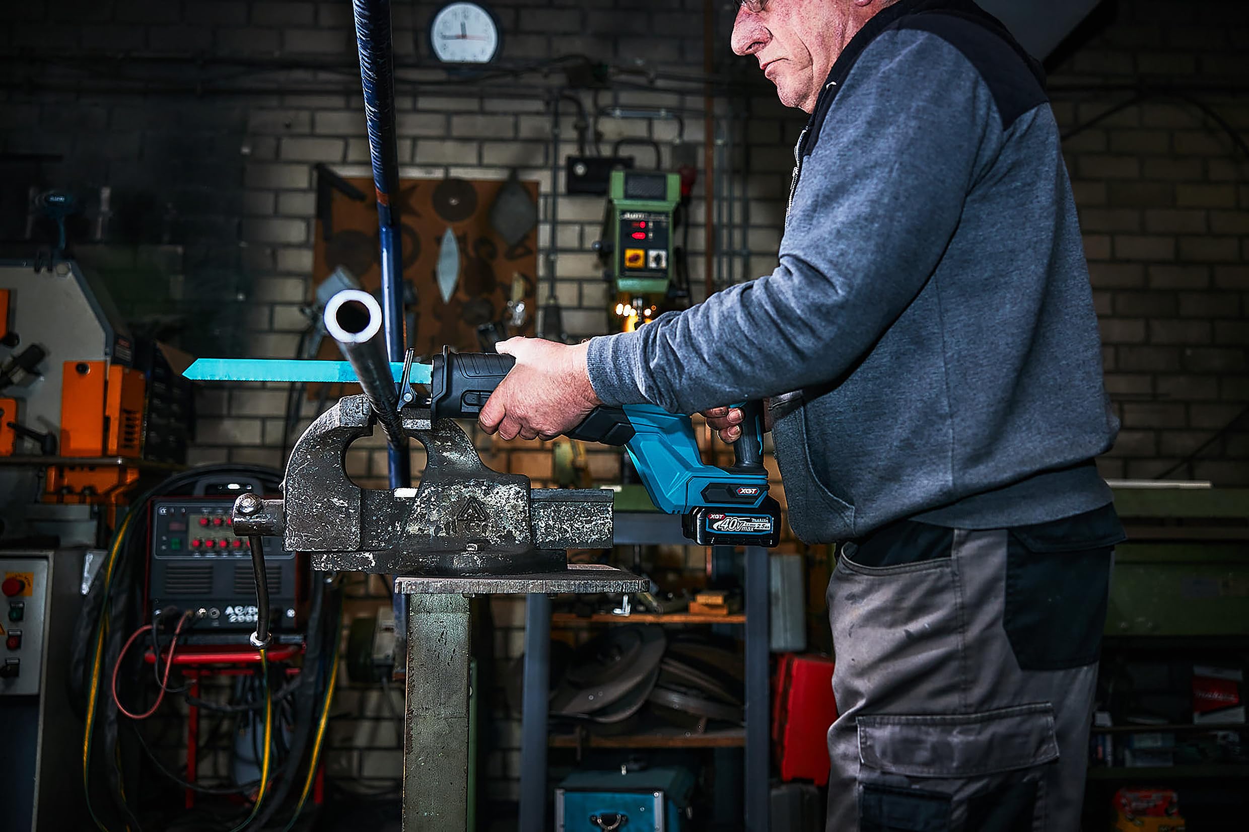 Scie sabre récipro 40V XGT (Produit seul) - MAKITA JR001GZ